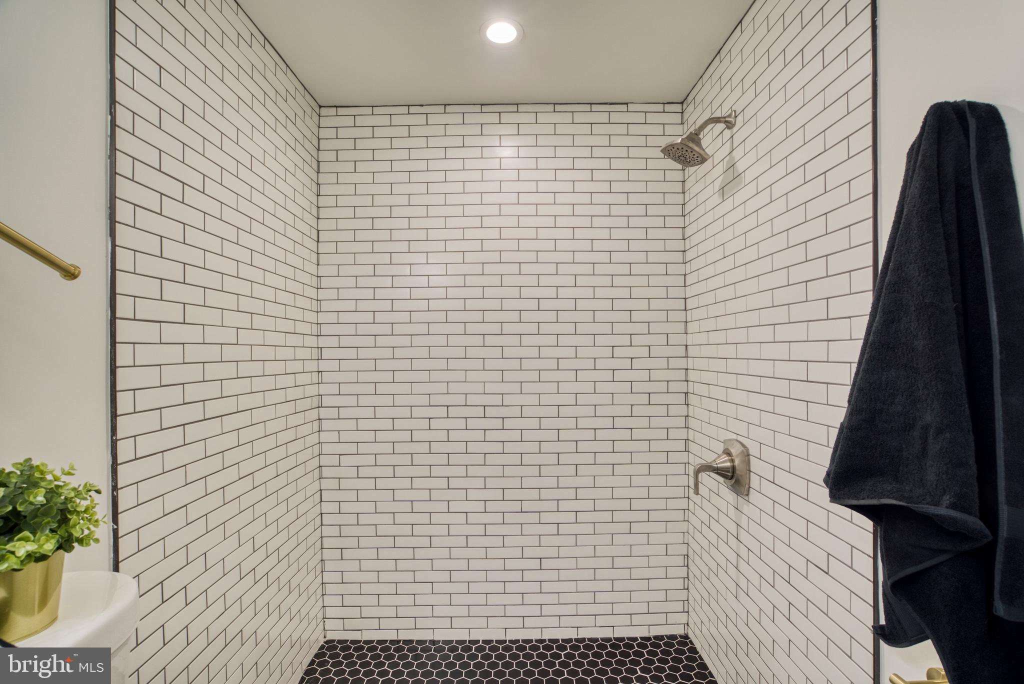 BEACON MANOR - Residential