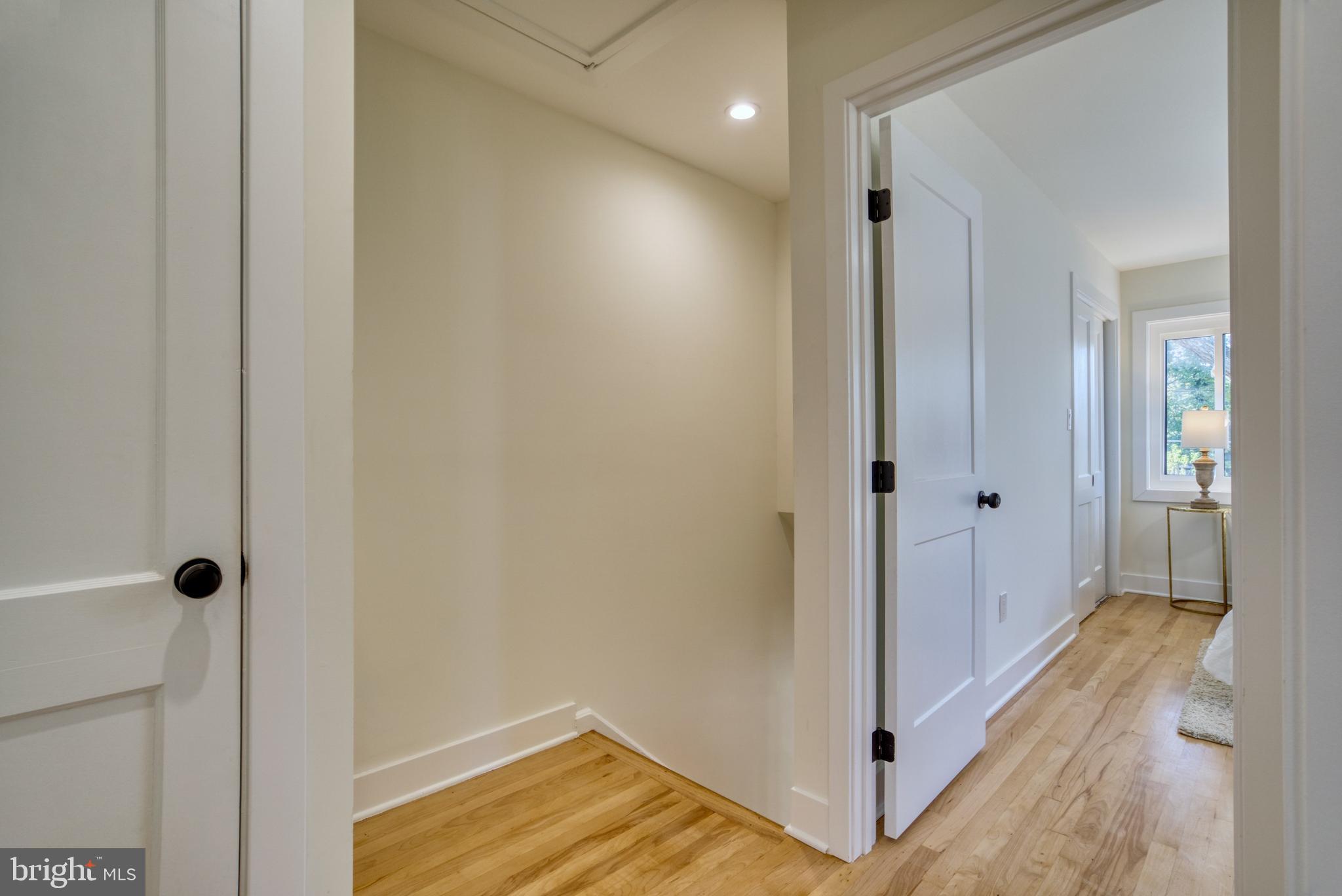 BEACON MANOR - Residential