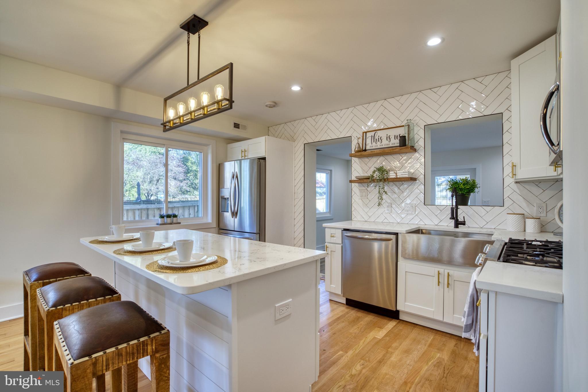 BEACON MANOR - Residential