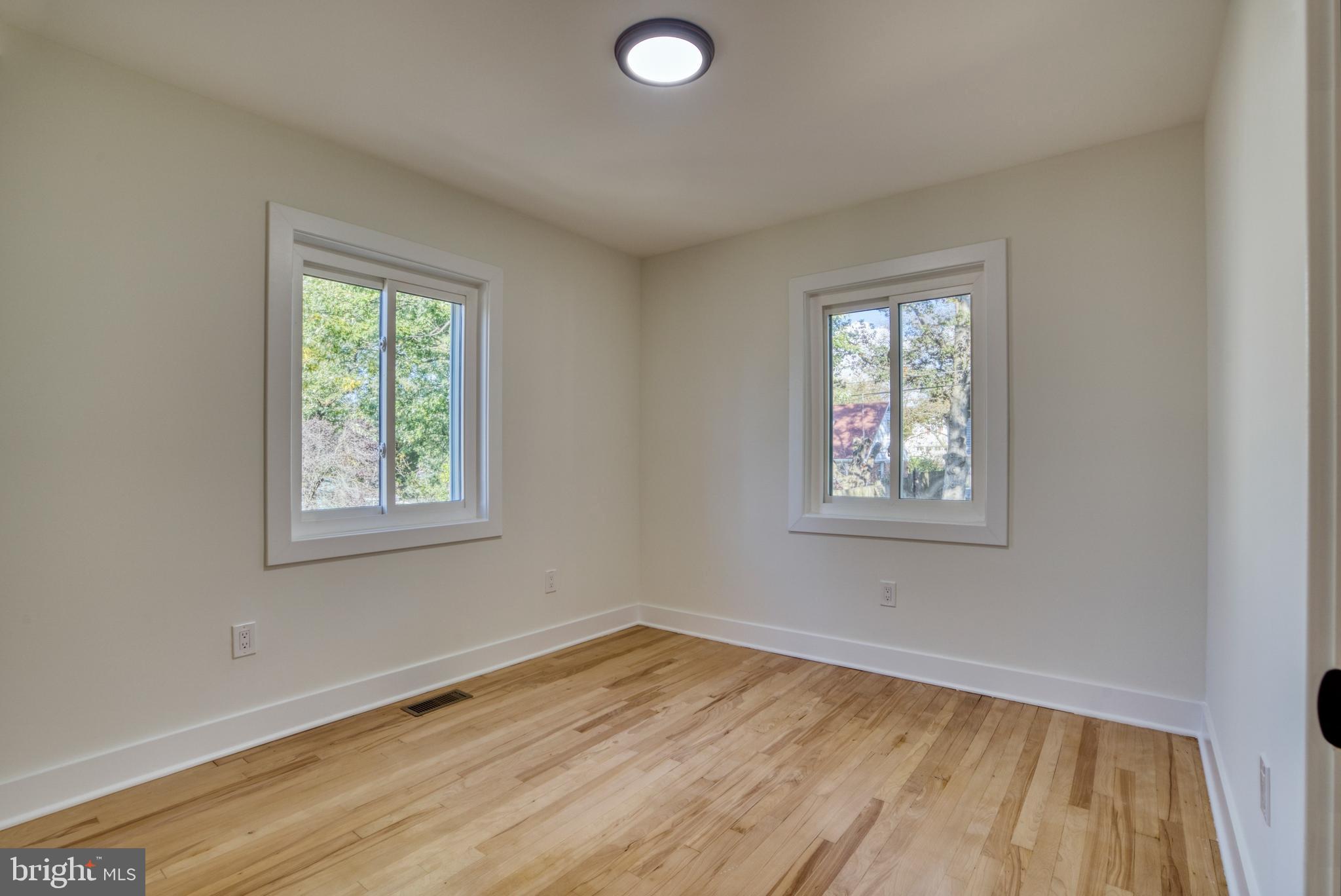 BEACON MANOR - Residential