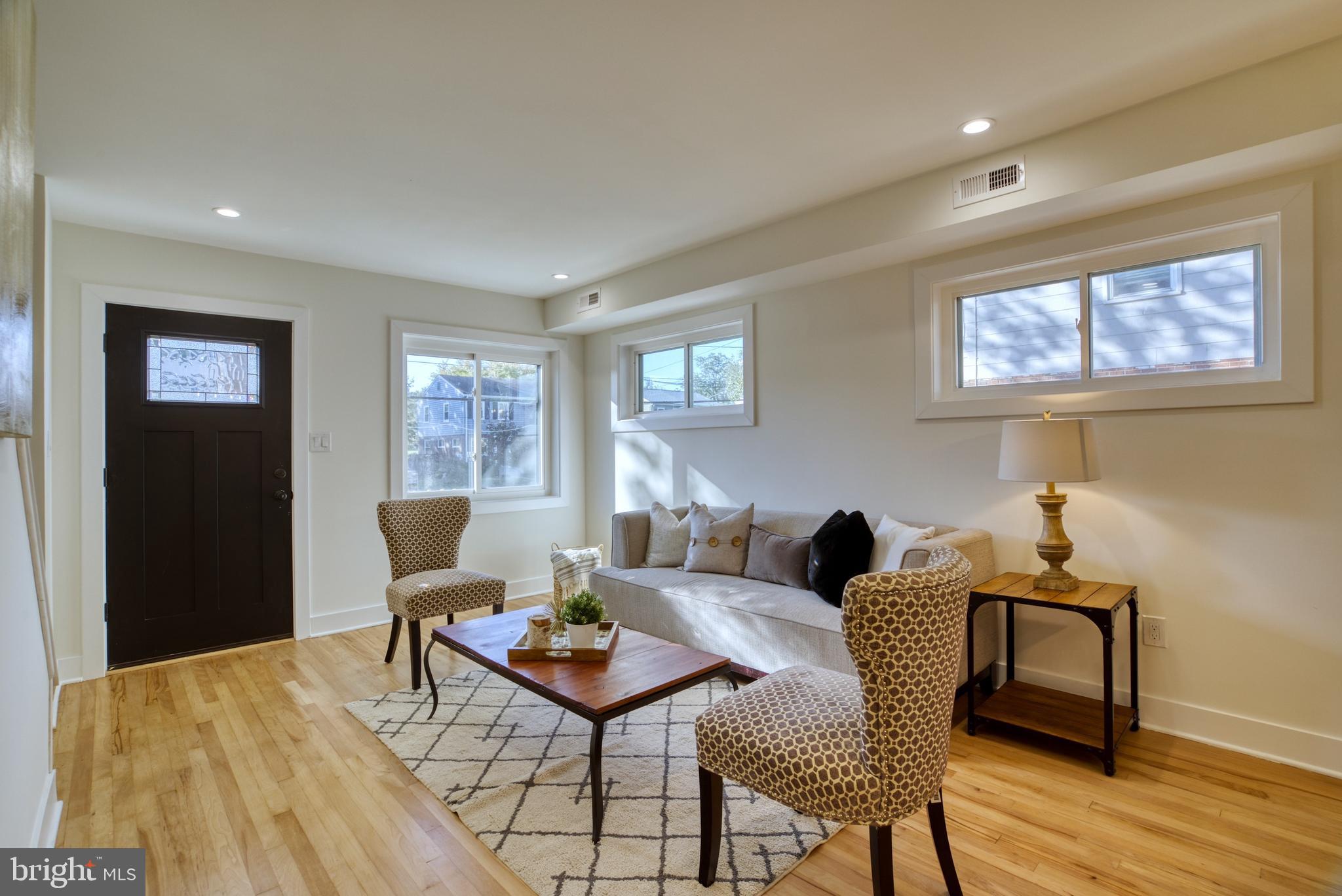 BEACON MANOR - Residential