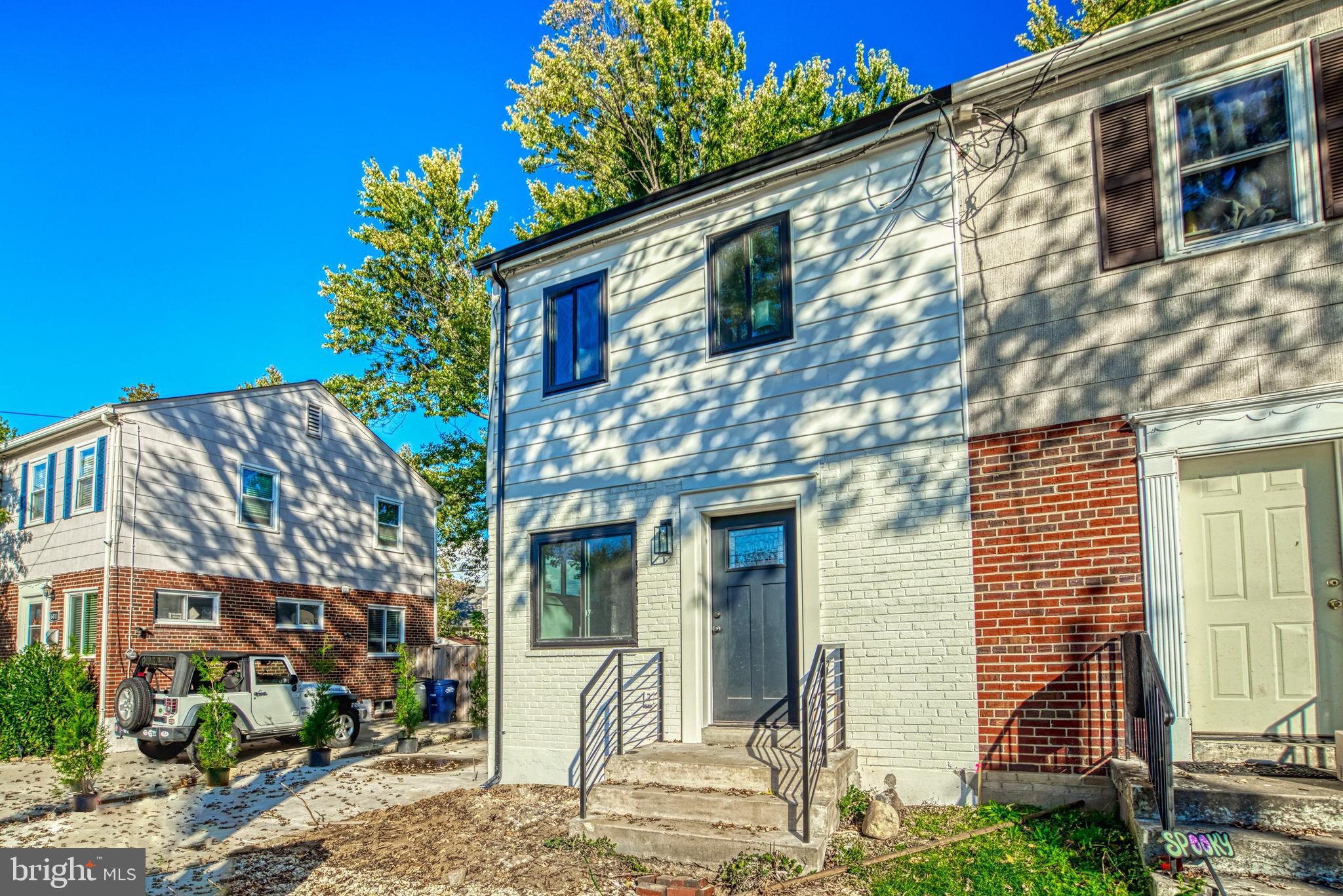 BEACON MANOR - Residential