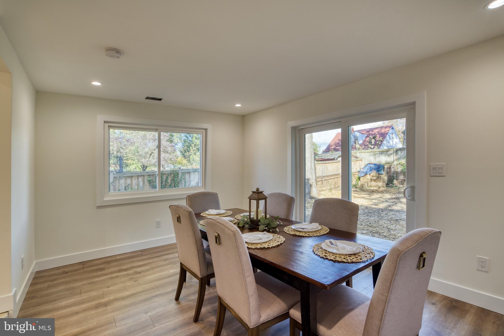 BEACON MANOR - Residential