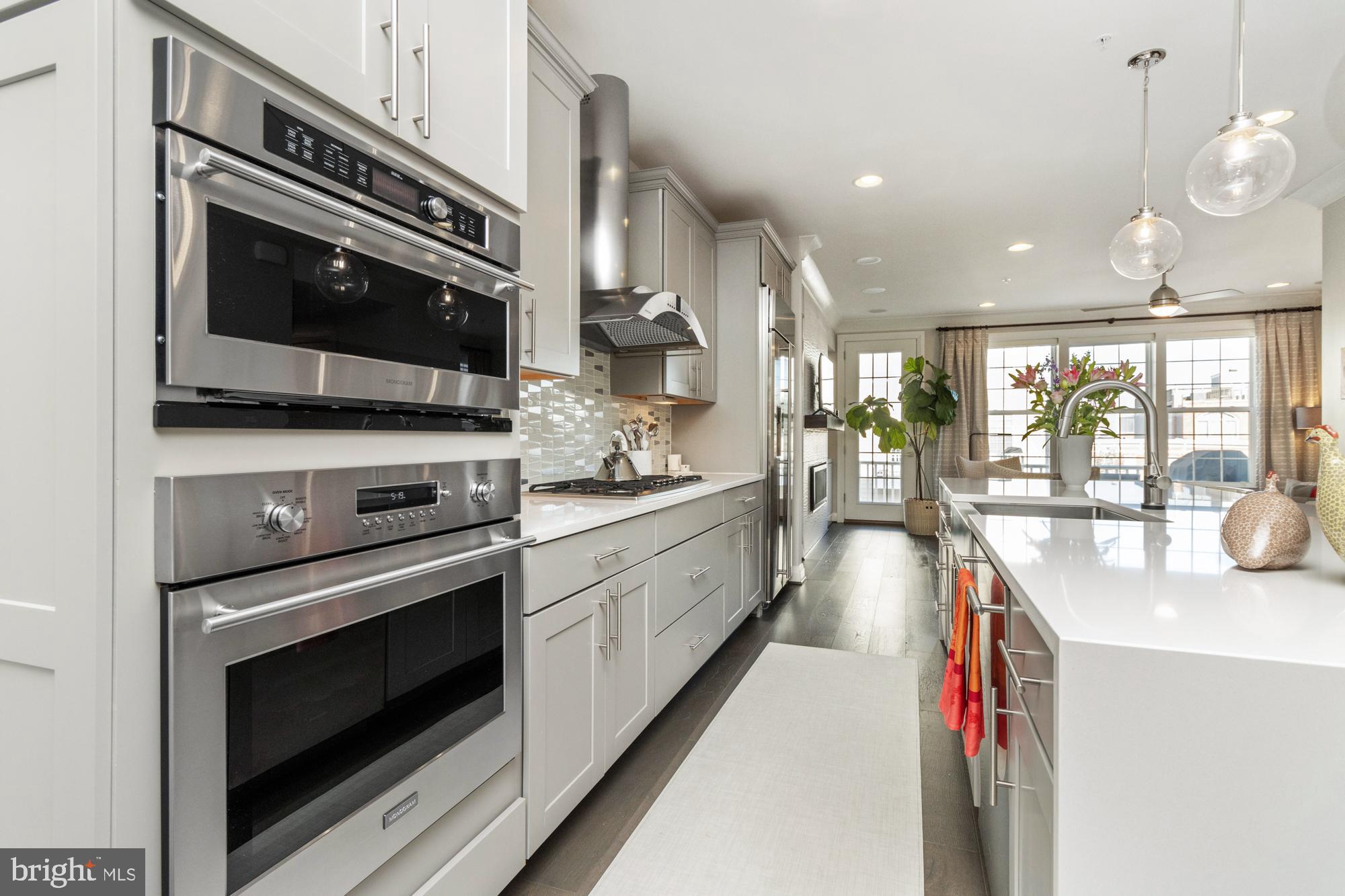 RIVERSIDE - Residential