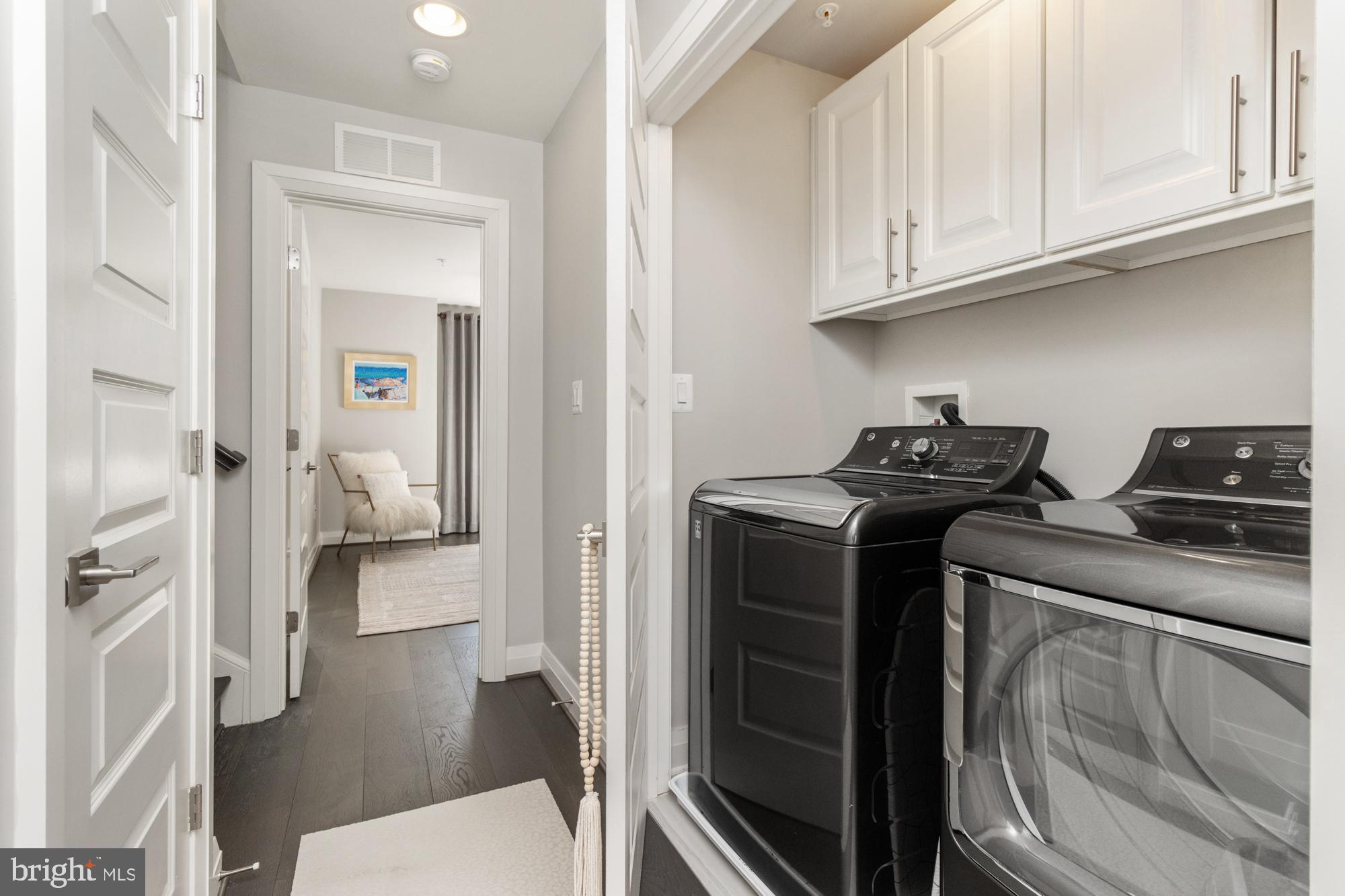 RIVERSIDE - Residential