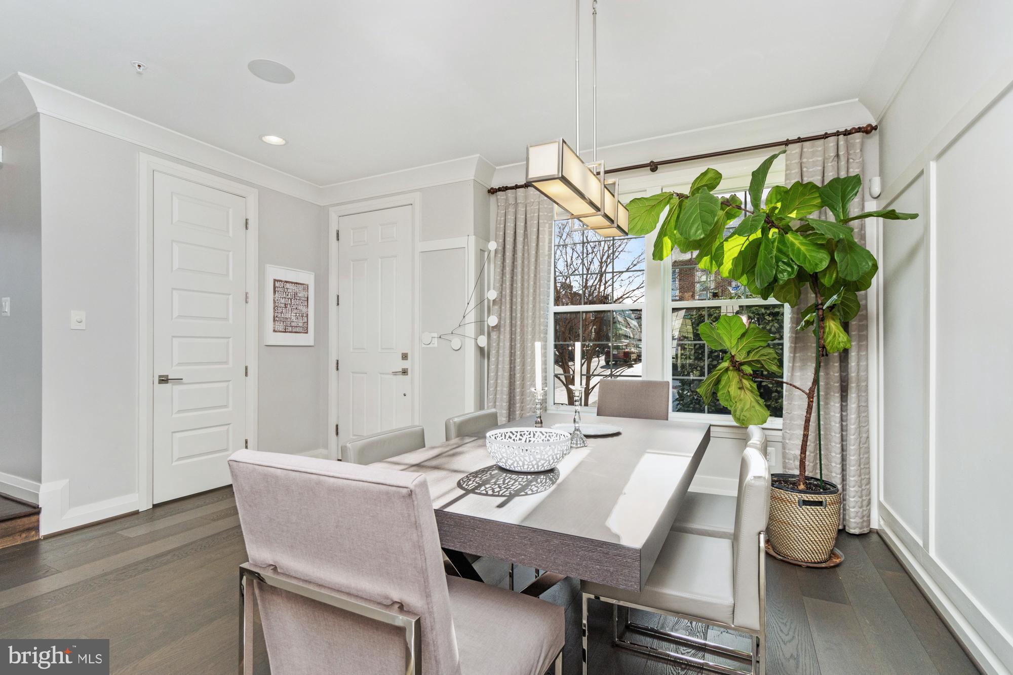 RIVERSIDE - Residential