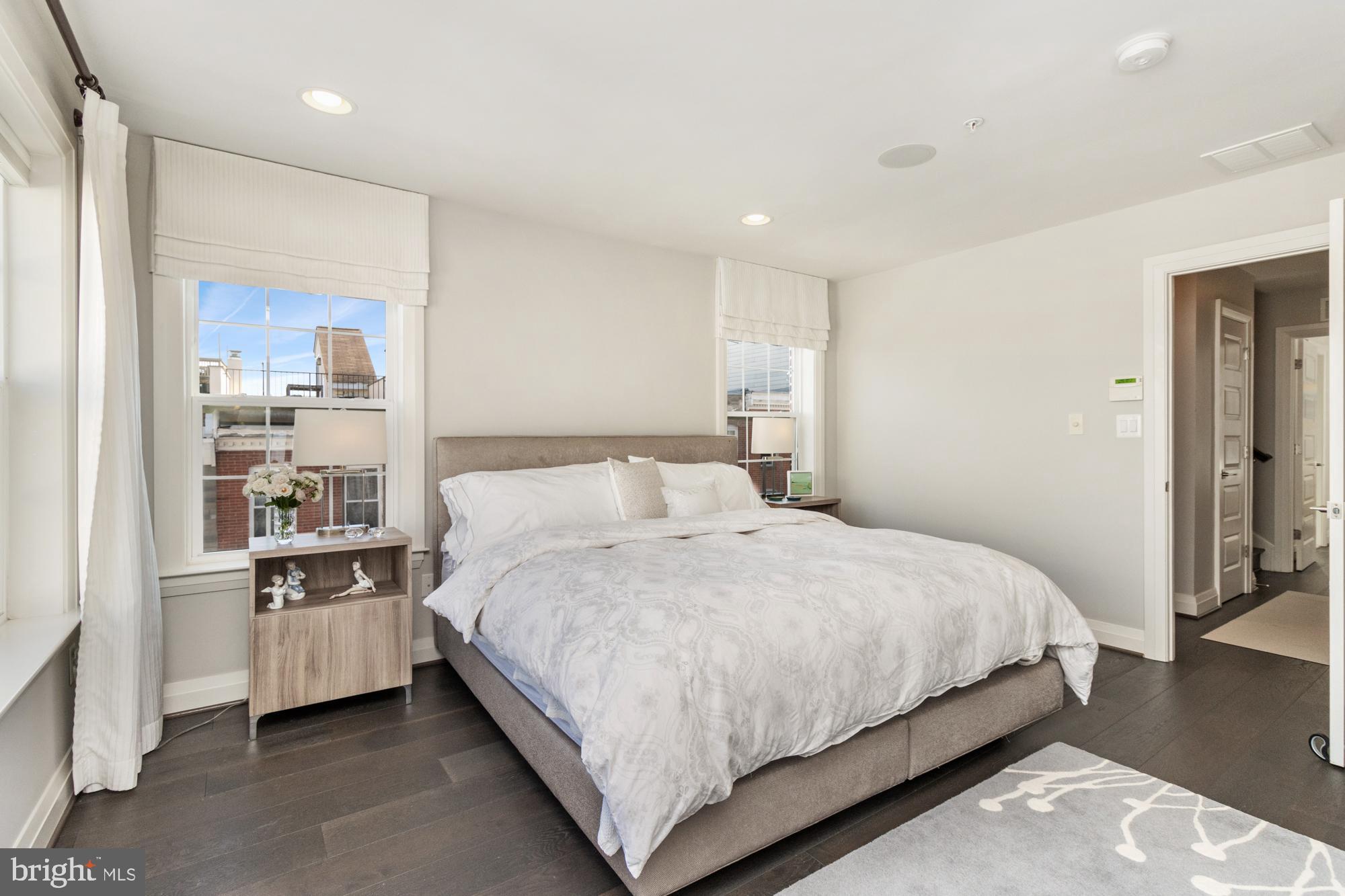 RIVERSIDE - Residential