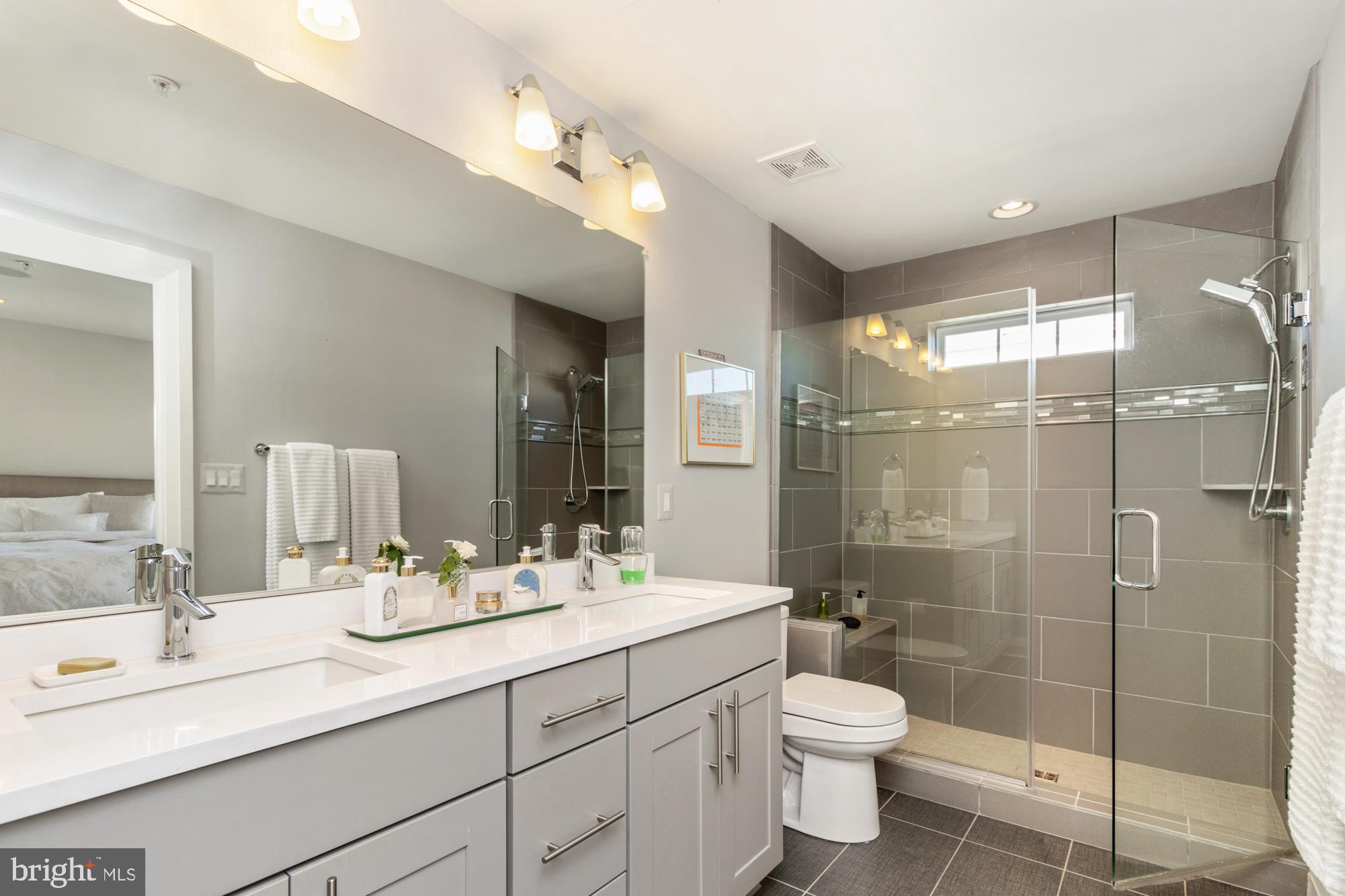 RIVERSIDE - Residential