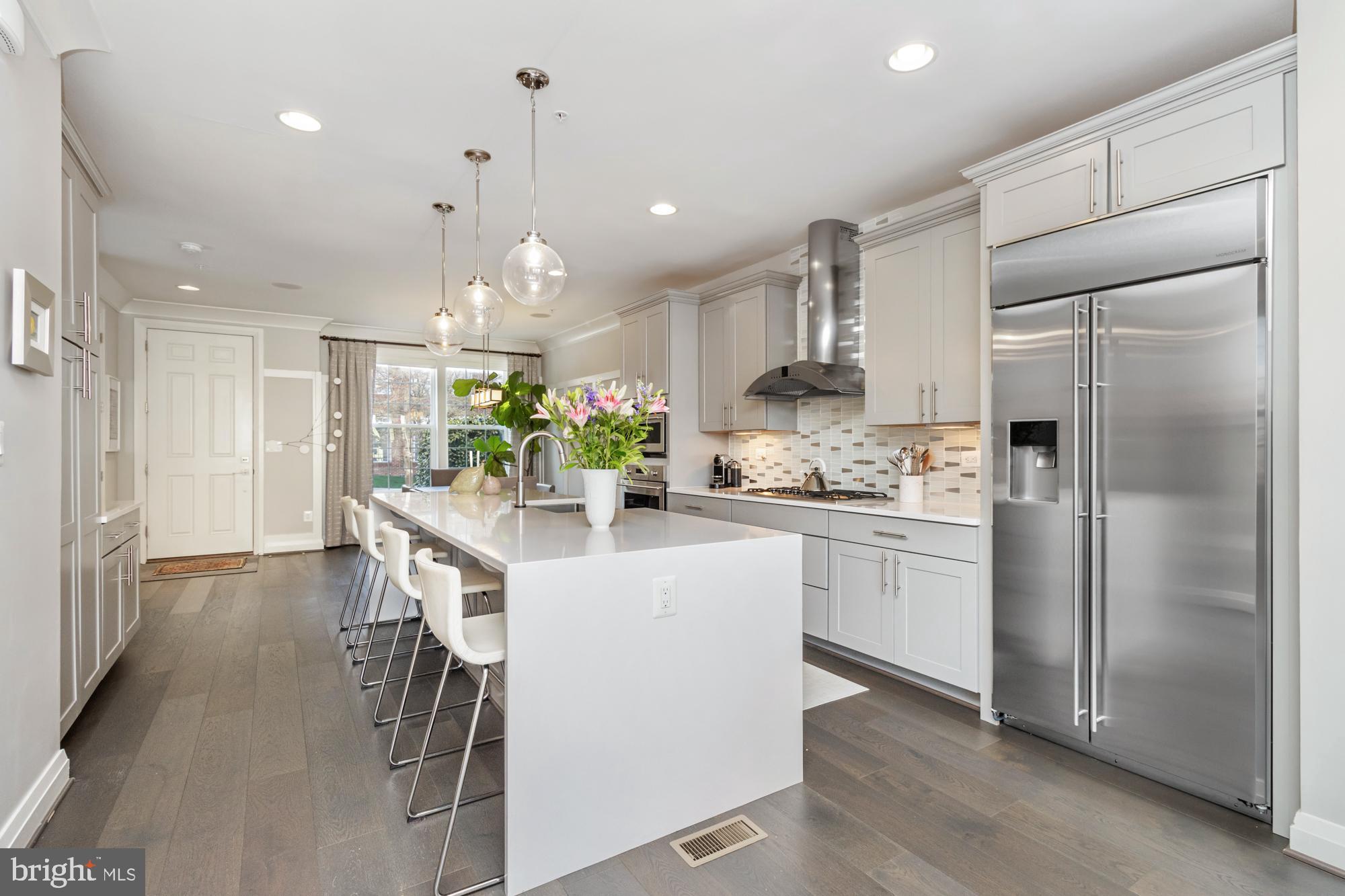 RIVERSIDE - Residential