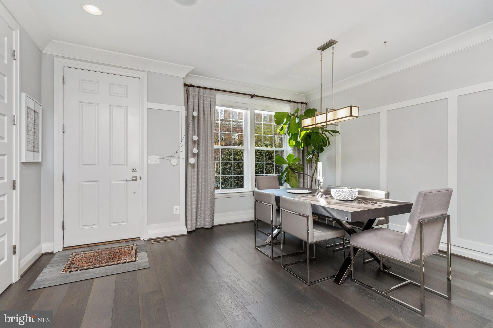 RIVERSIDE - Residential