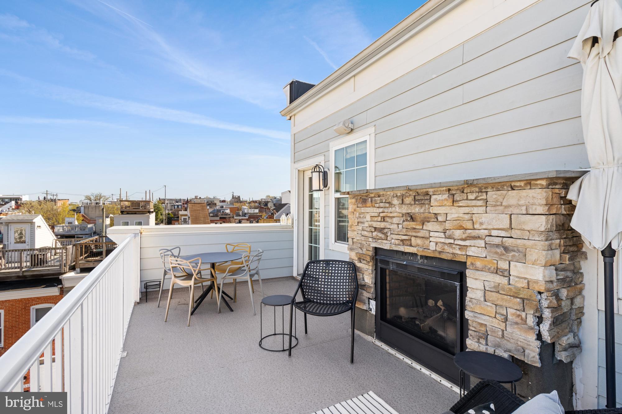 RIVERSIDE - Residential