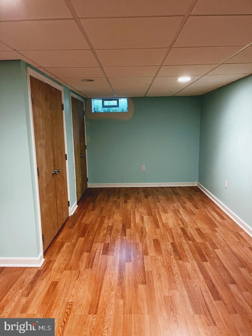 ARDSLEY - Residential Lease