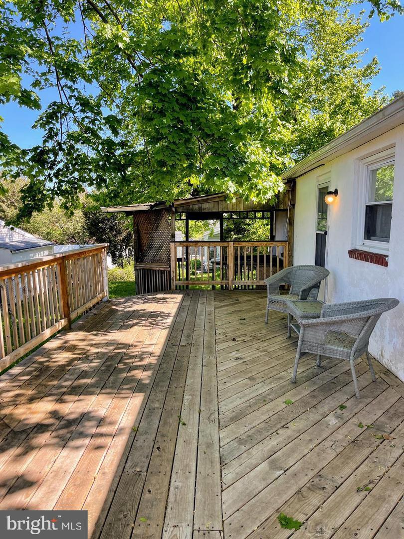 ARDSLEY - Residential Lease