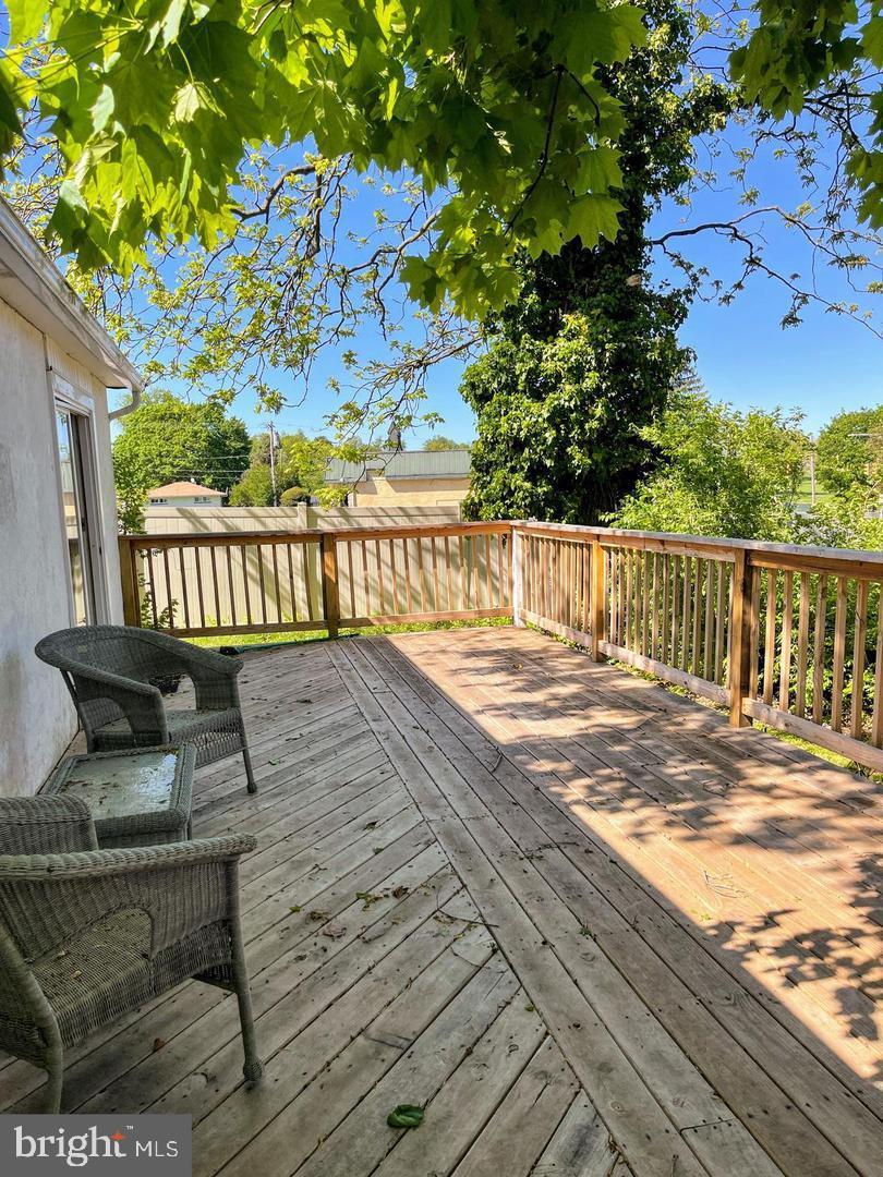 ARDSLEY - Residential Lease