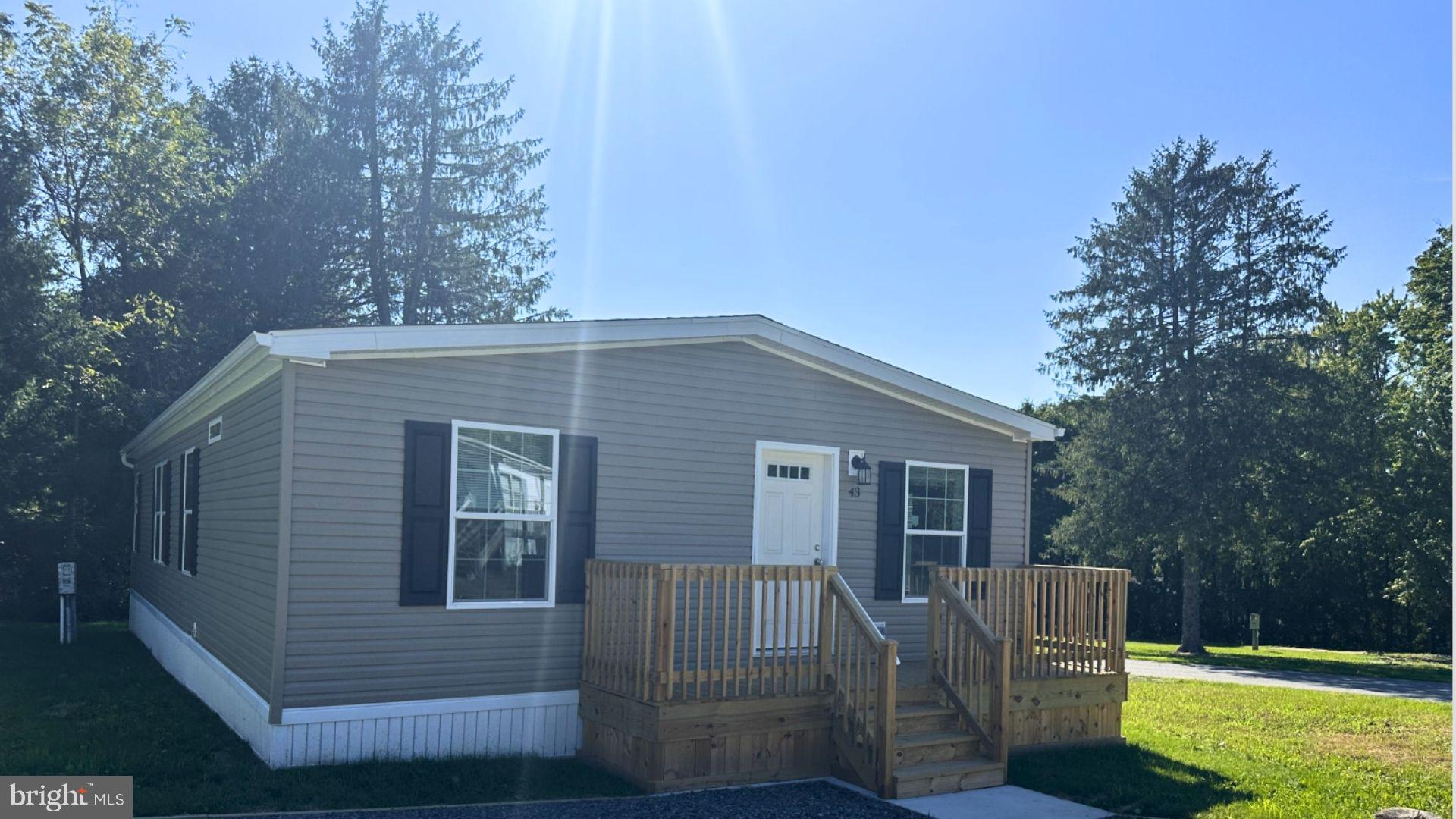 43 EVERGREEN LANE