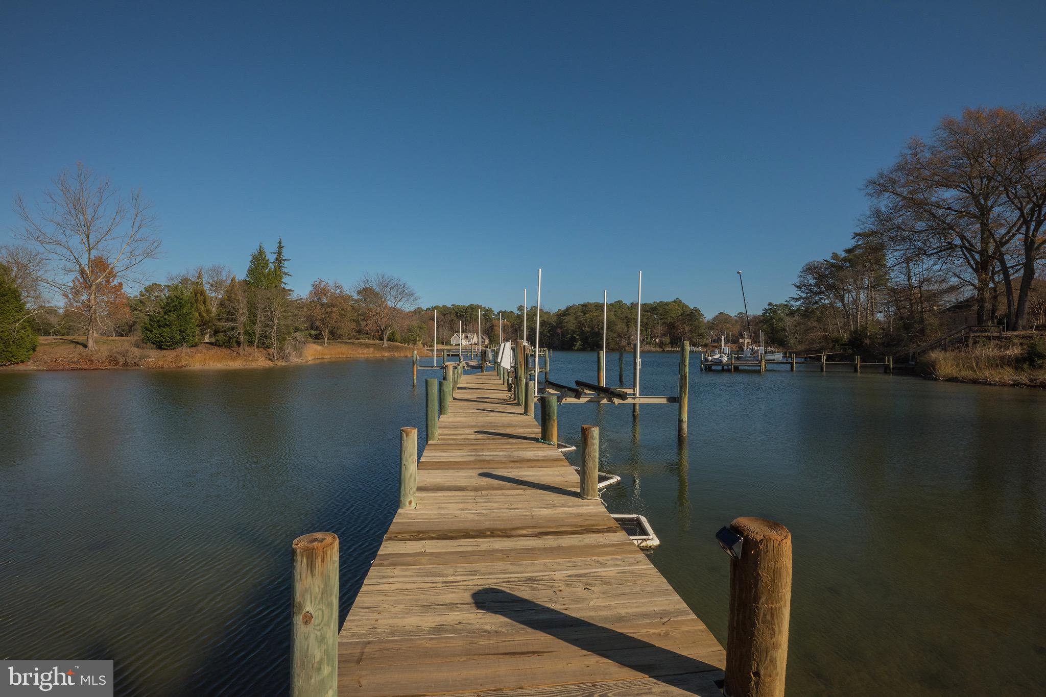 CRANES CREEK HARBOR - Residential