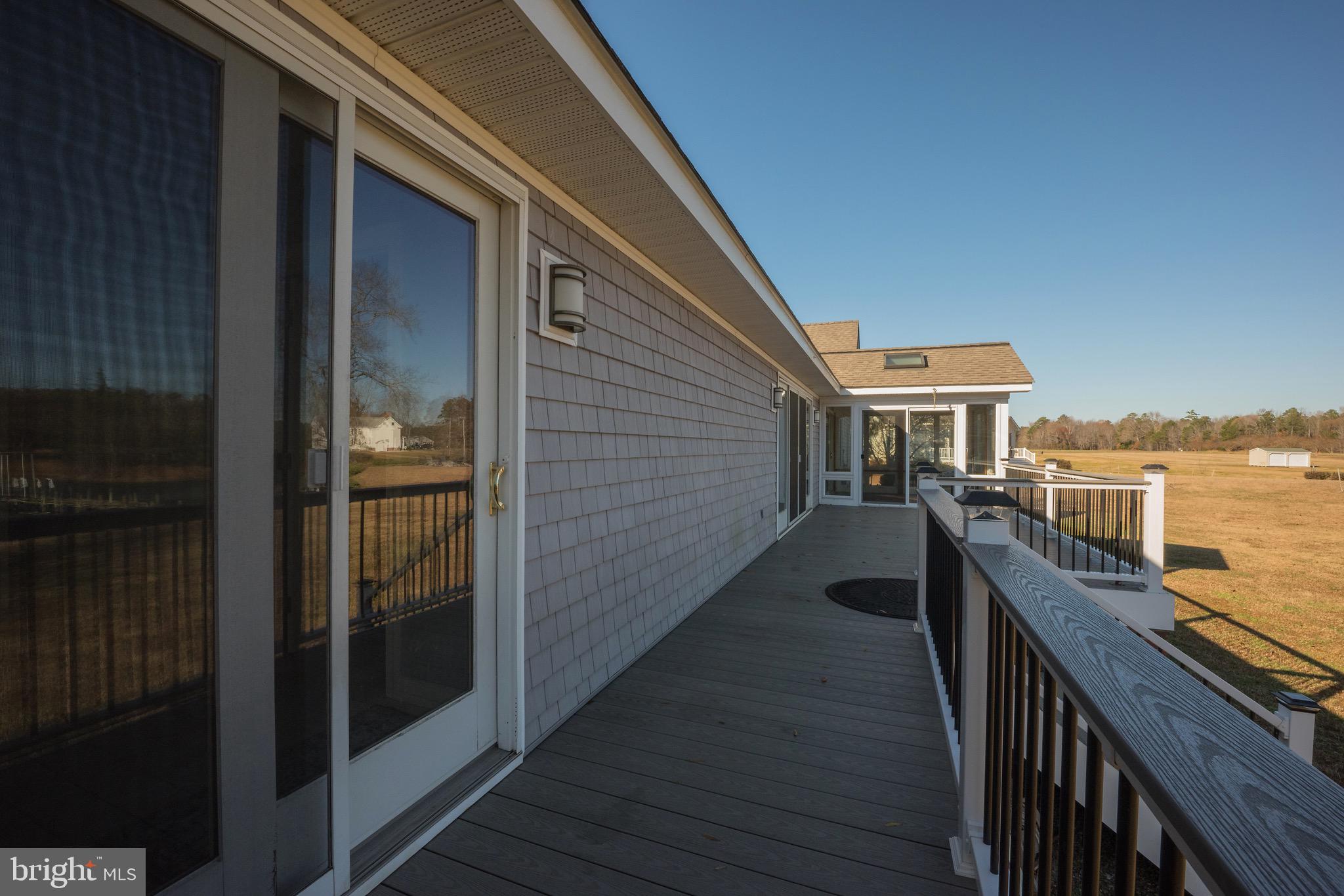 CRANES CREEK HARBOR - Residential