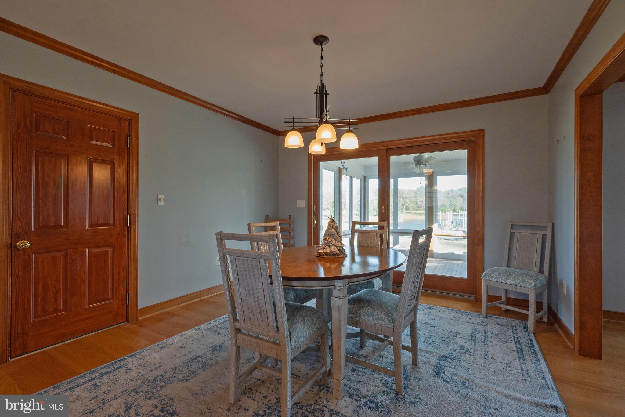 CRANES CREEK HARBOR - Residential