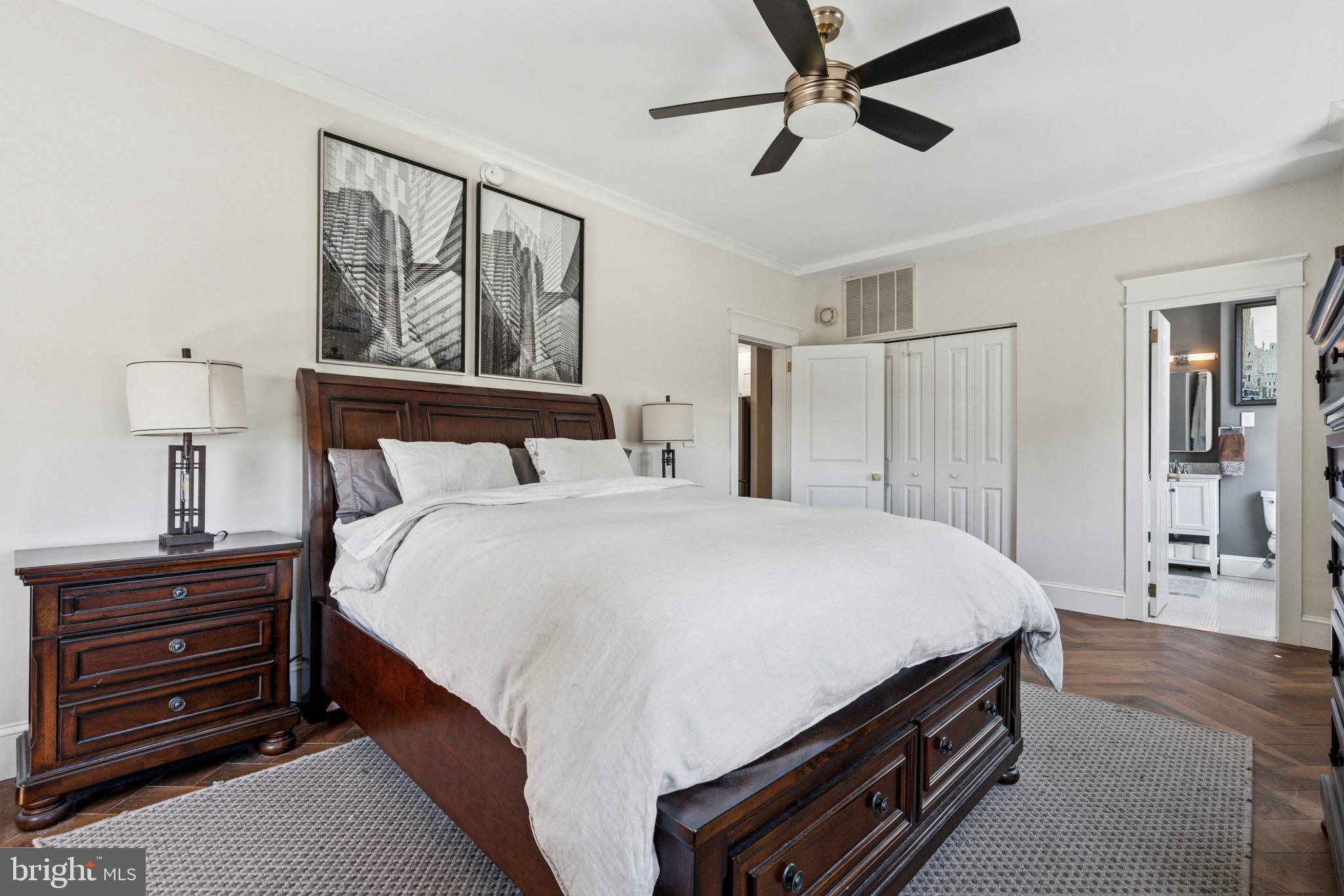 CENTER CITY - Residential