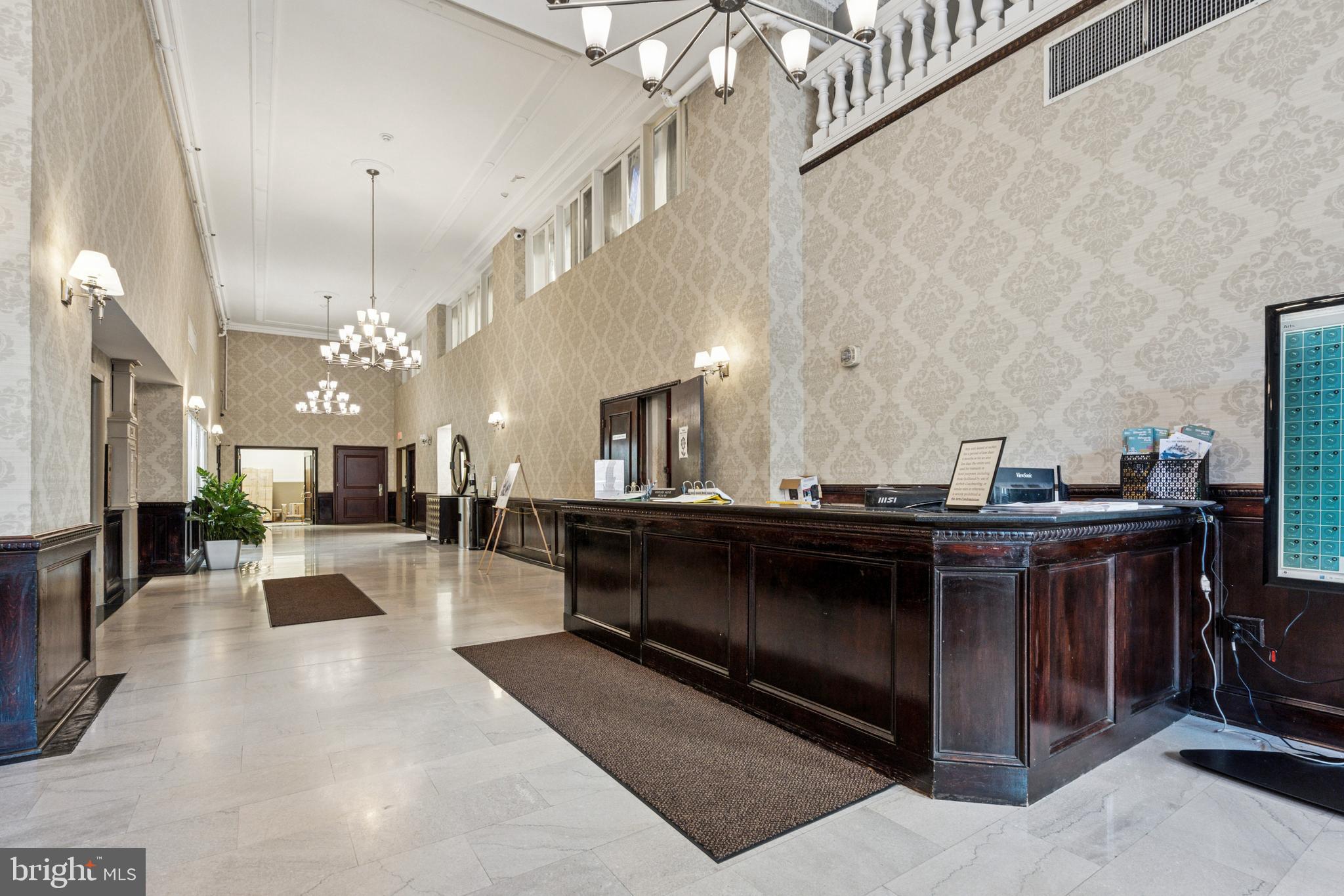 CENTER CITY - Residential