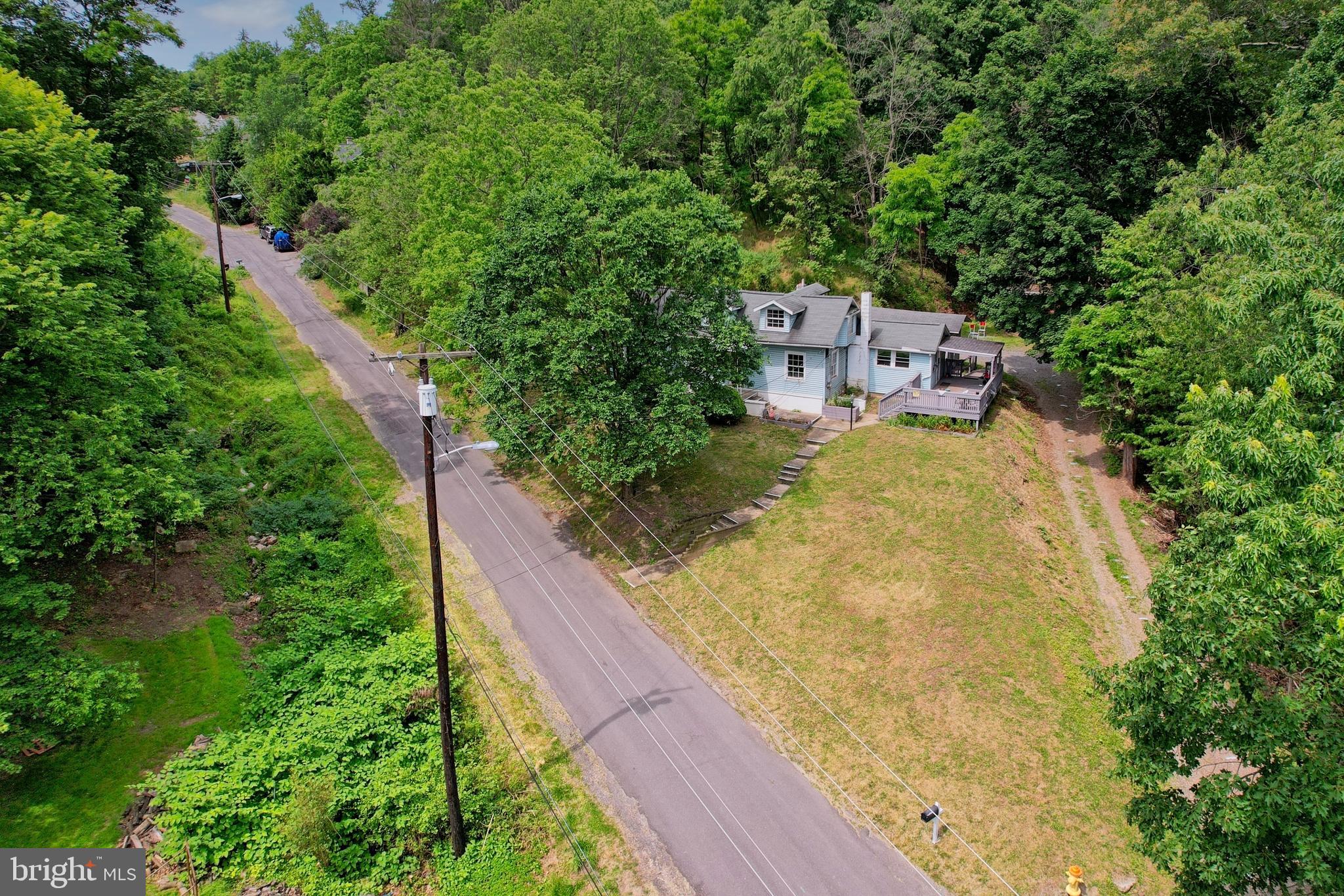302 WILLS CREEK AVENUE