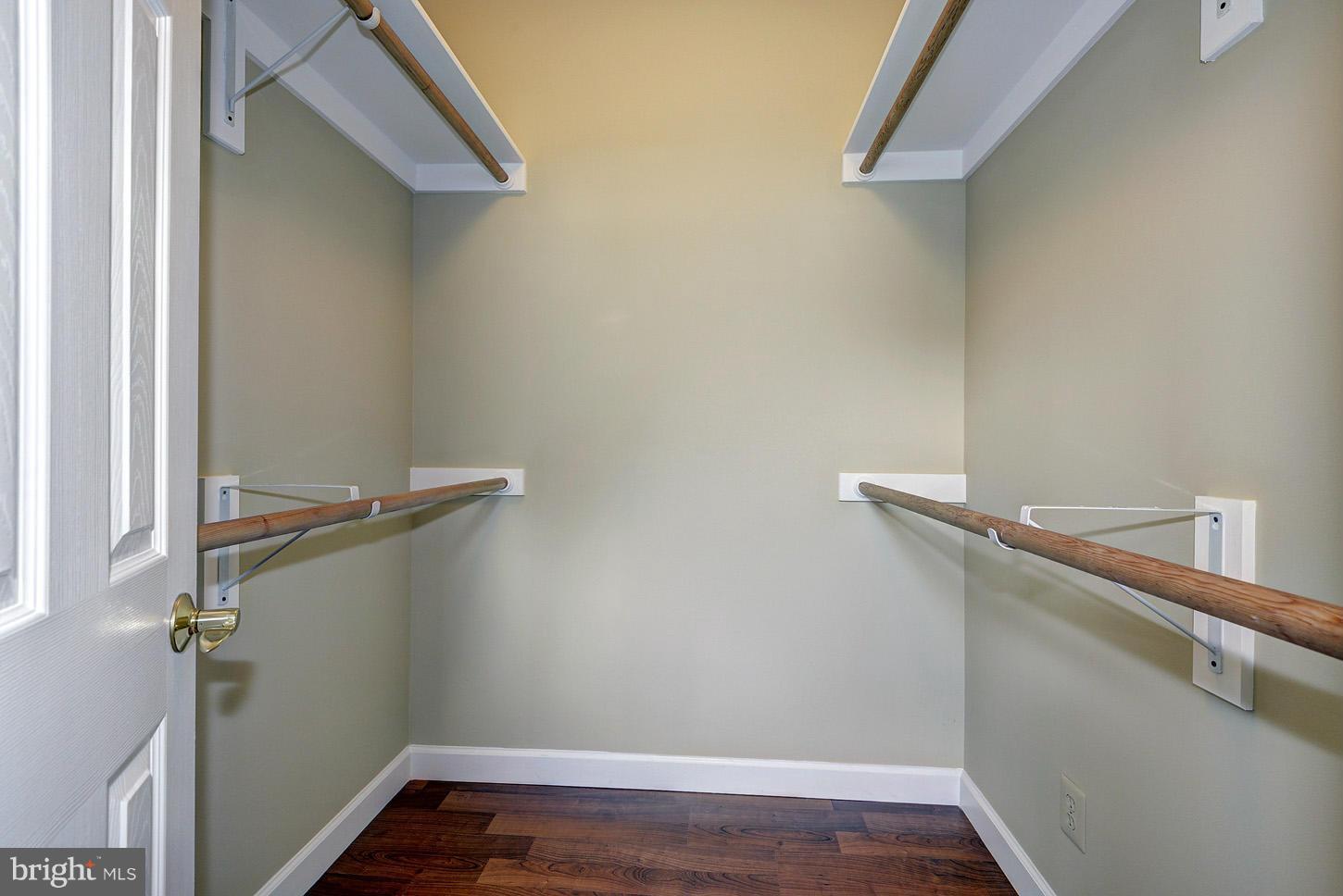 CHURCHILL - Residential