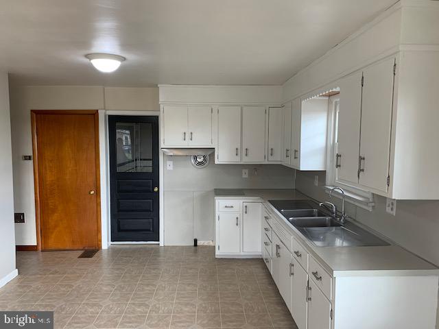 2660 DIVISION HIGHWAY