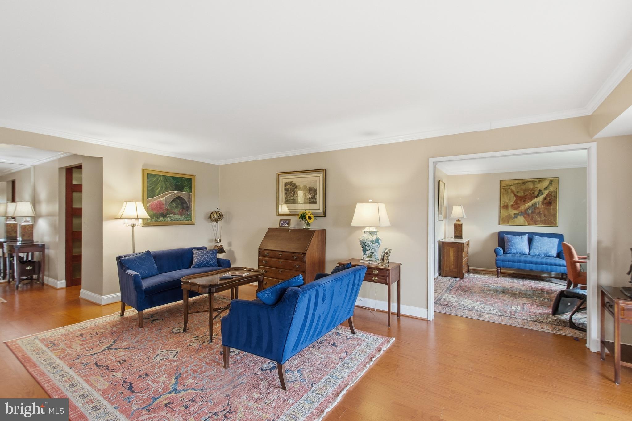 MONTEBELLO - Residential
