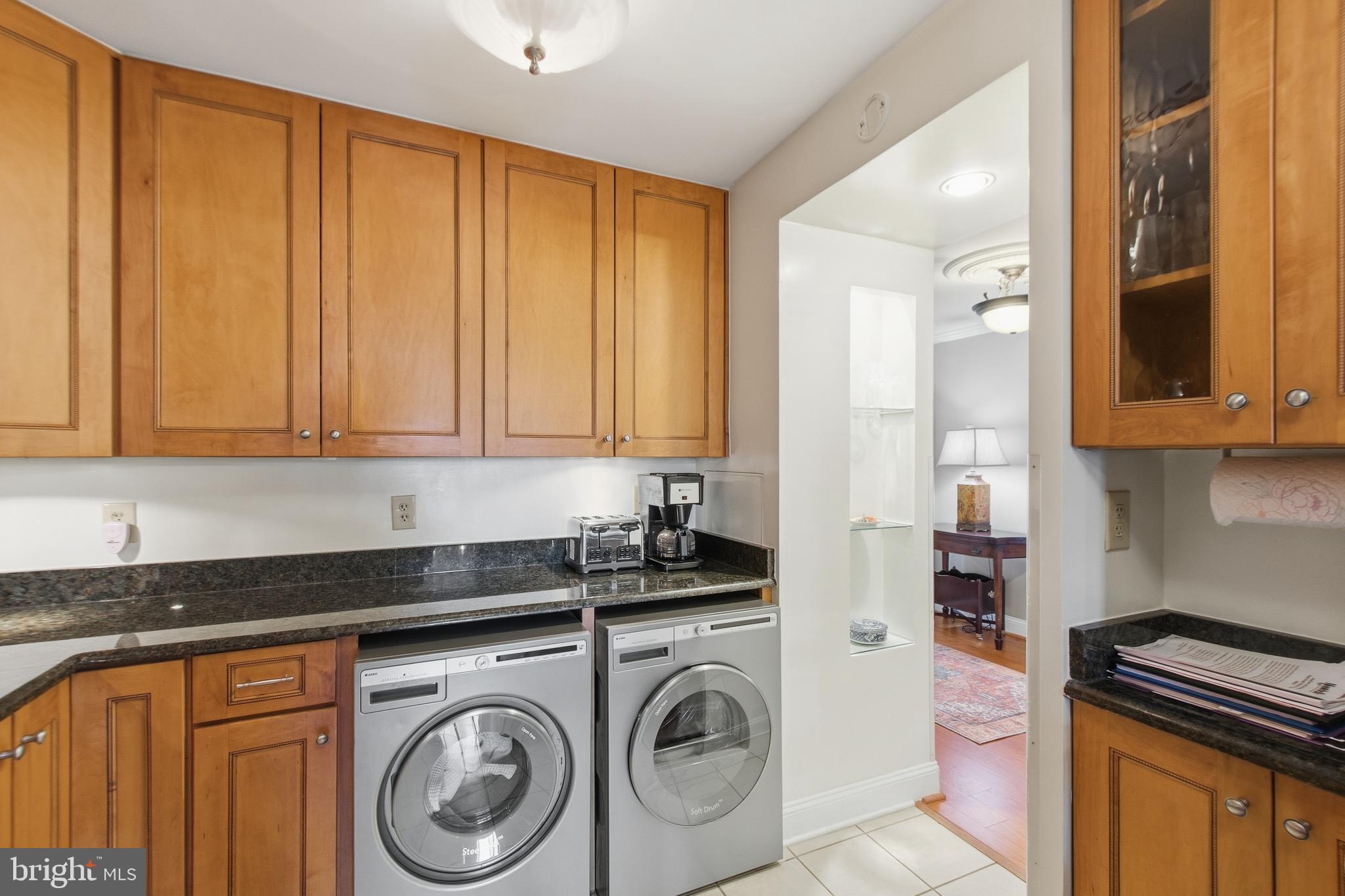 MONTEBELLO - Residential
