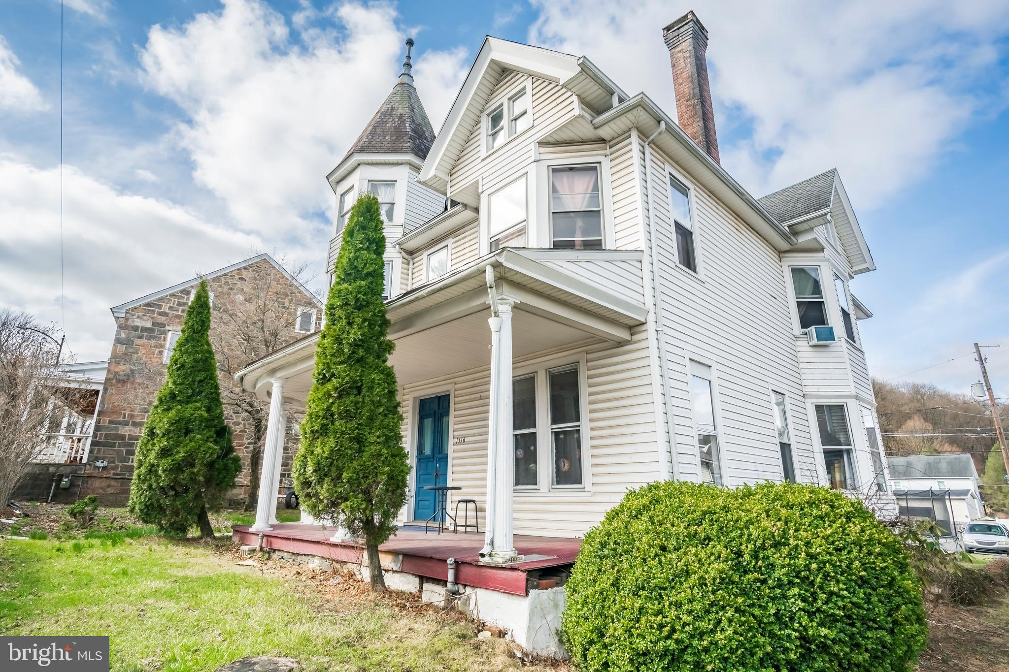 1116 MAIN STREET