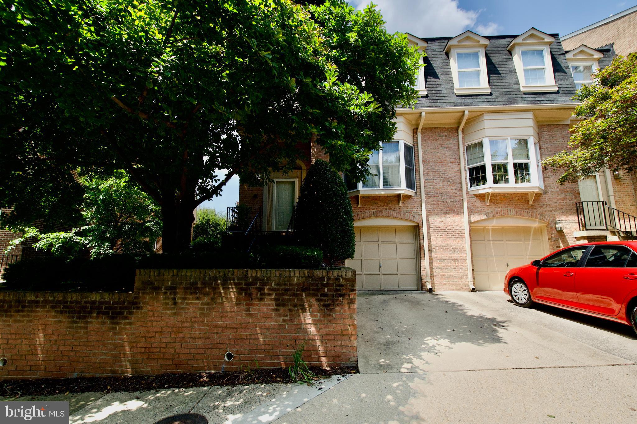274 GRETNA GREEN COURT 43