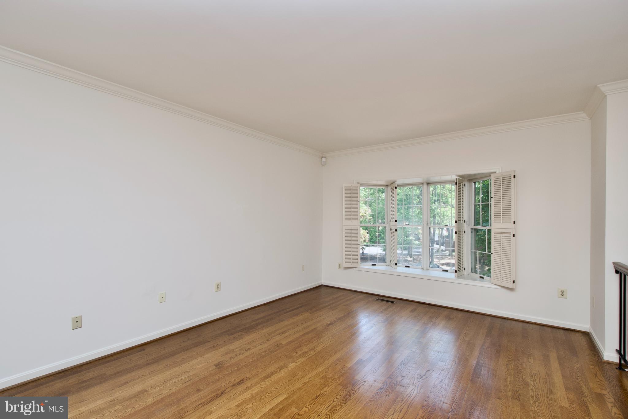 274 GRETNA GREEN COURT 43
