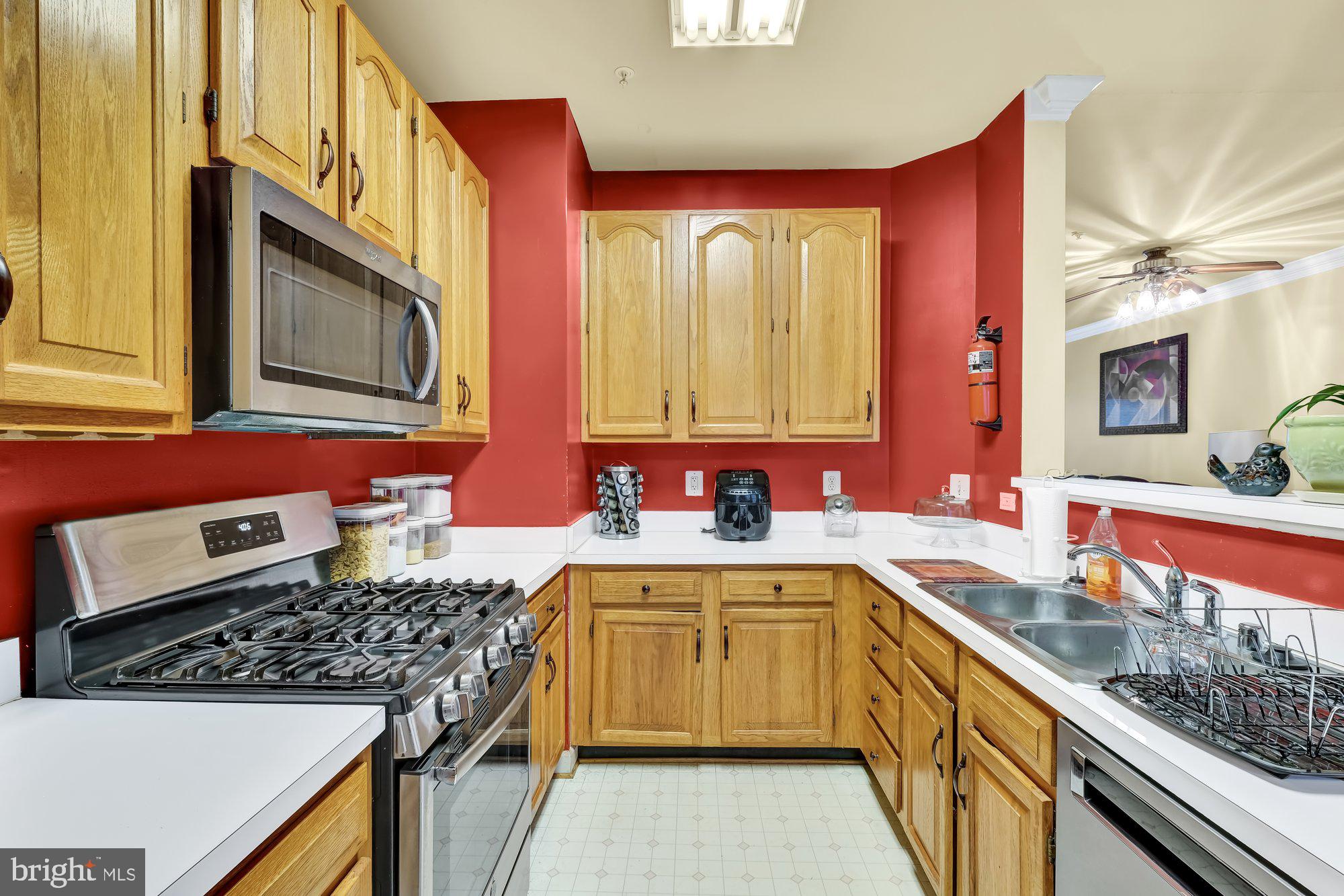 SPRING RIDGE - Residential