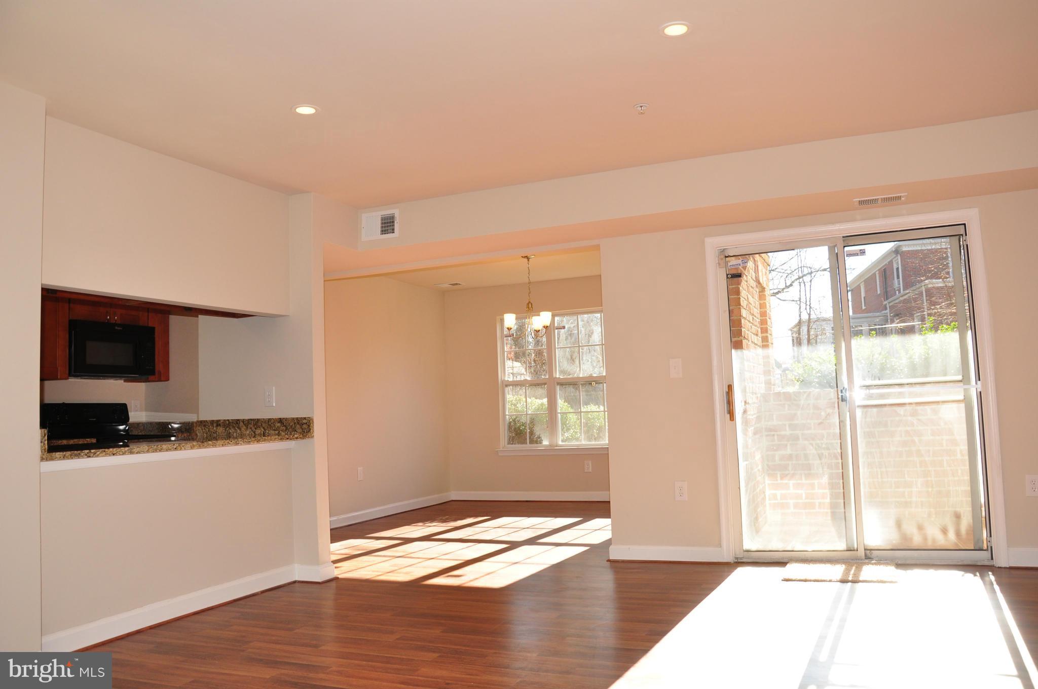 BRINKLEY OVERLOOK - Residential Lease