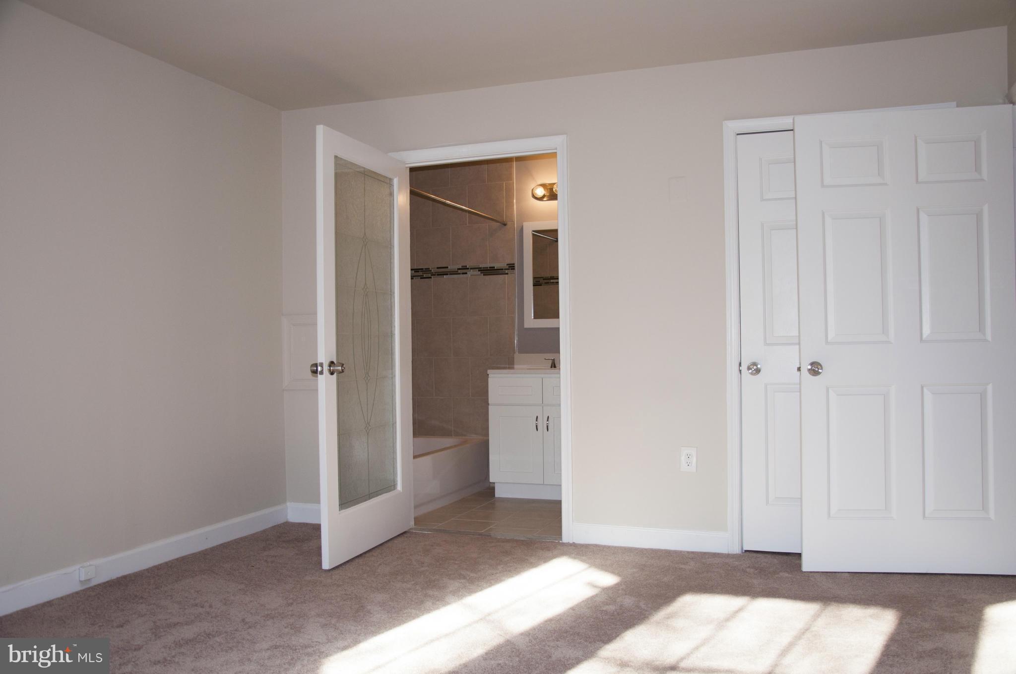 BRINKLEY OVERLOOK - Residential Lease