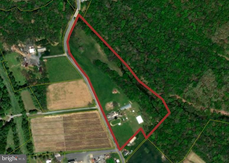 570 WOODSTOCK ROAD