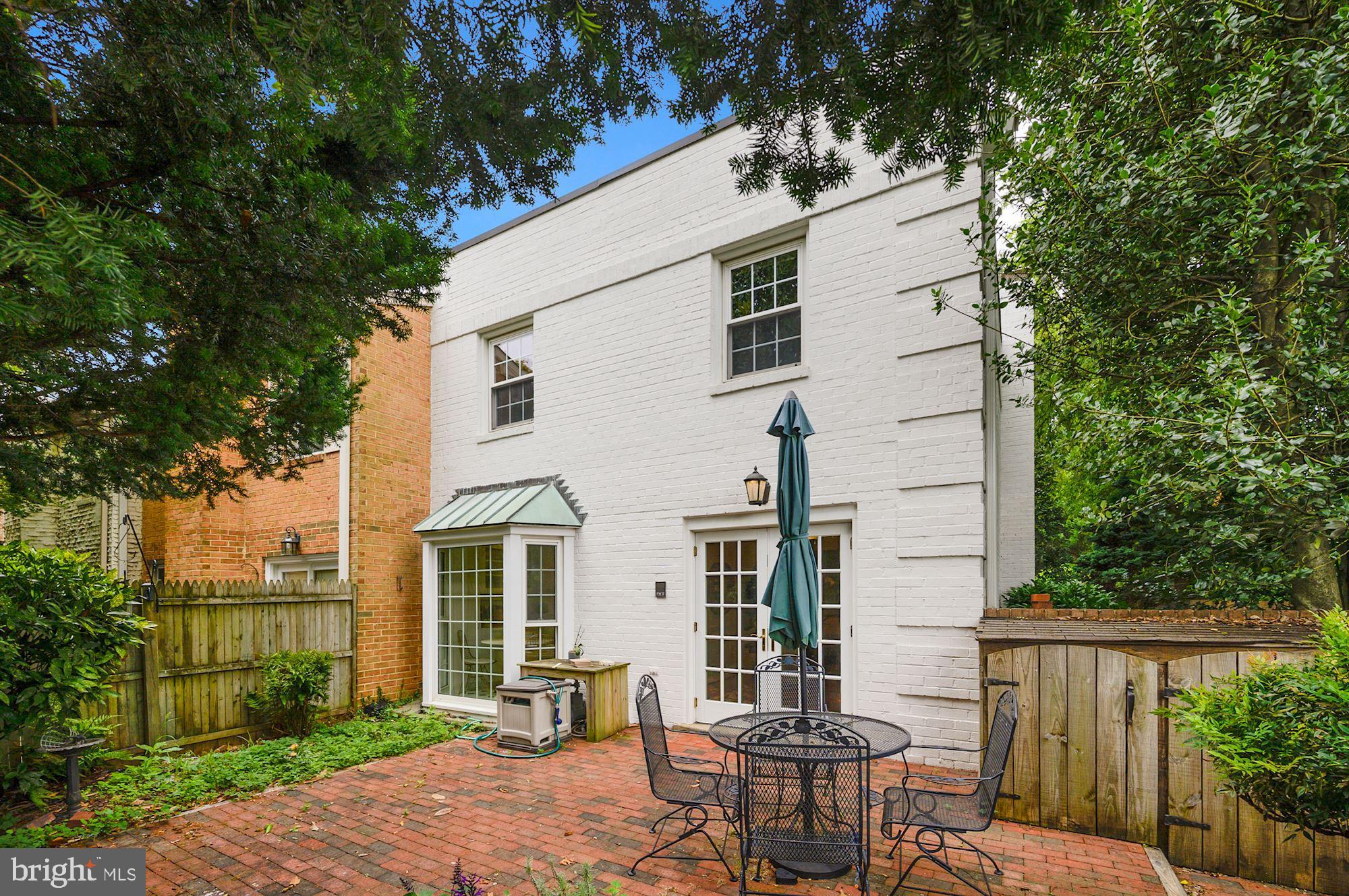 HALLCREST HEIGHTS - Residential