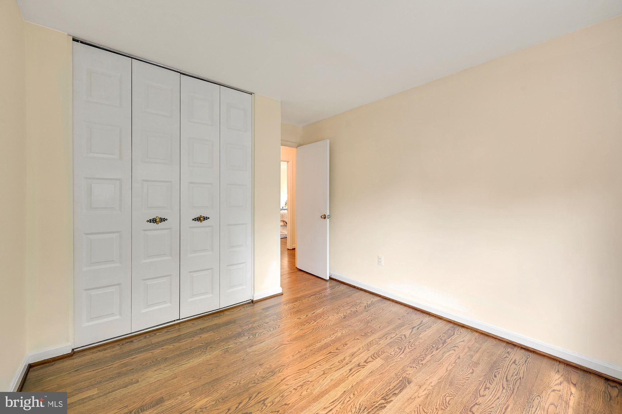 HALLCREST HEIGHTS - Residential