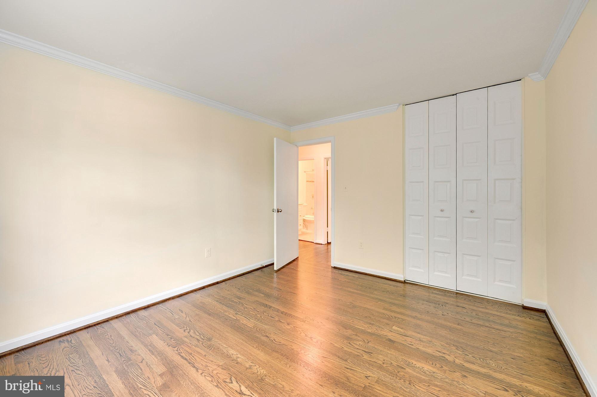 HALLCREST HEIGHTS - Residential