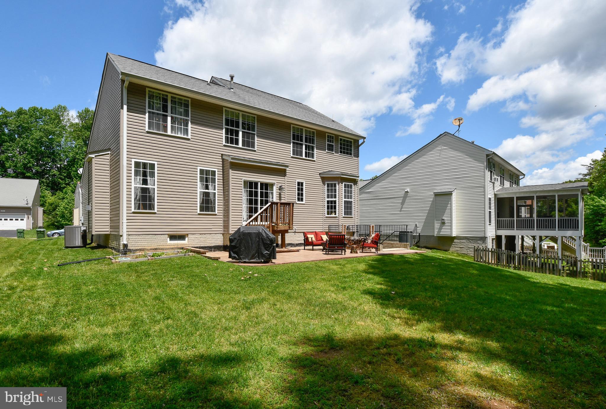 SALEM FIELDS - Residential