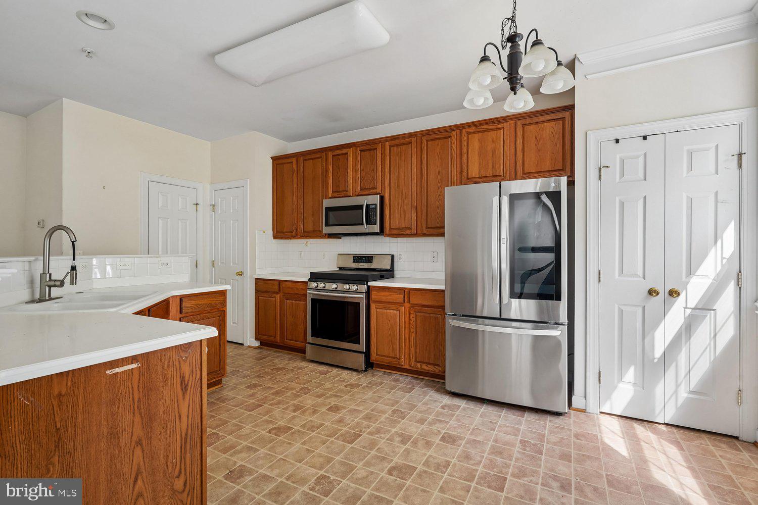 COPPERMINE CROSSING - Residential
