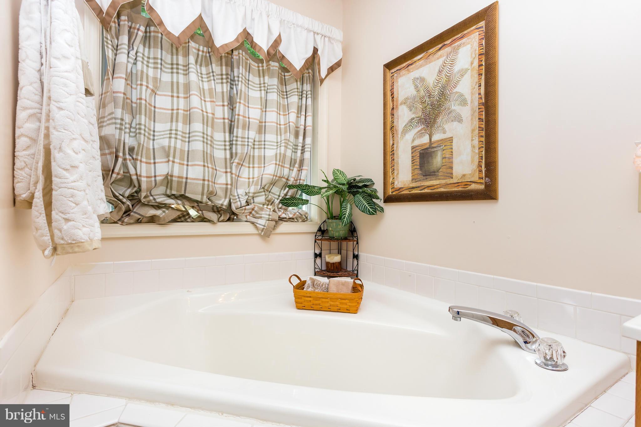 ARBOR GLEN - Residential