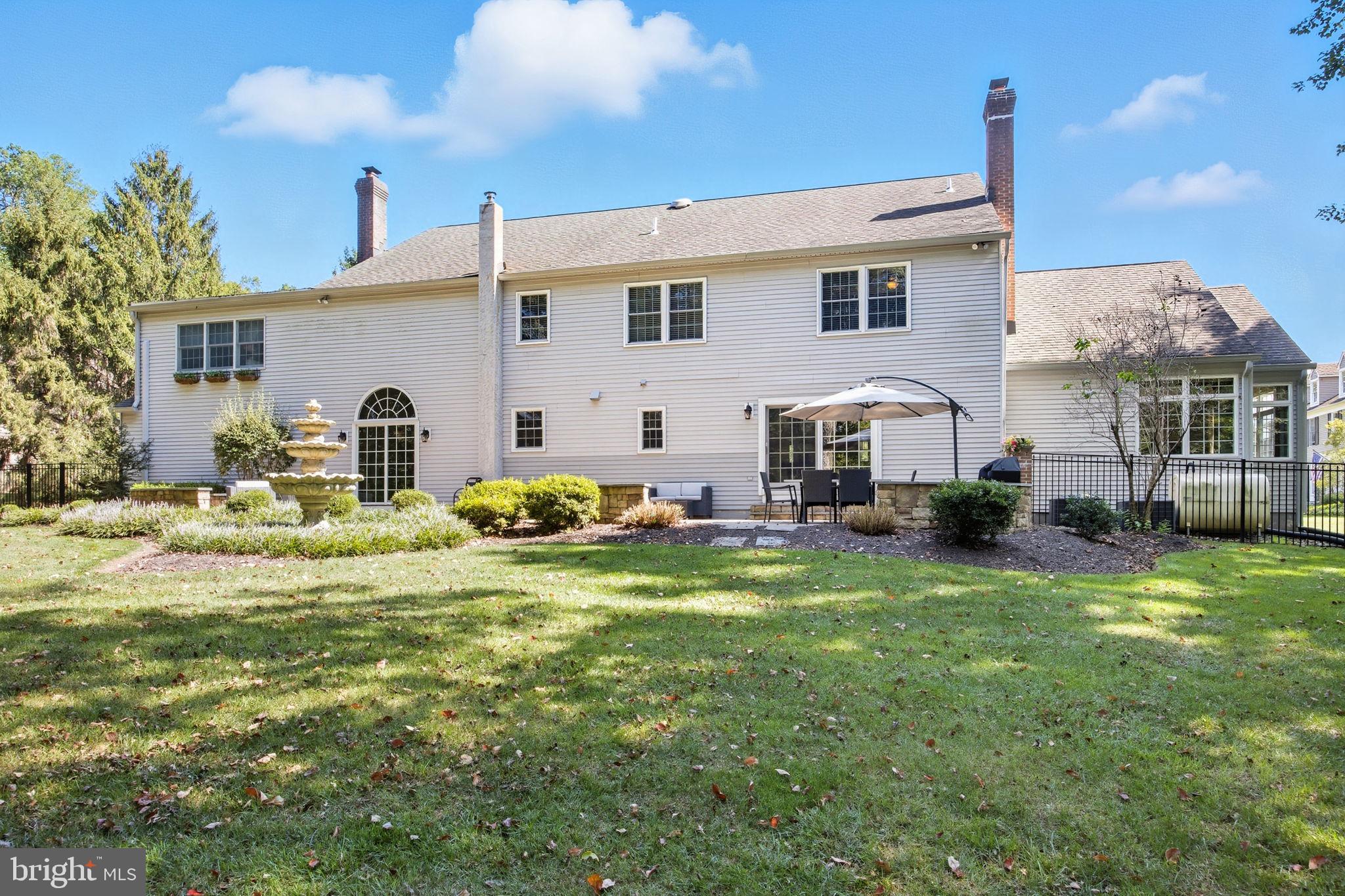 MAKEFIELD BROOK - Residential