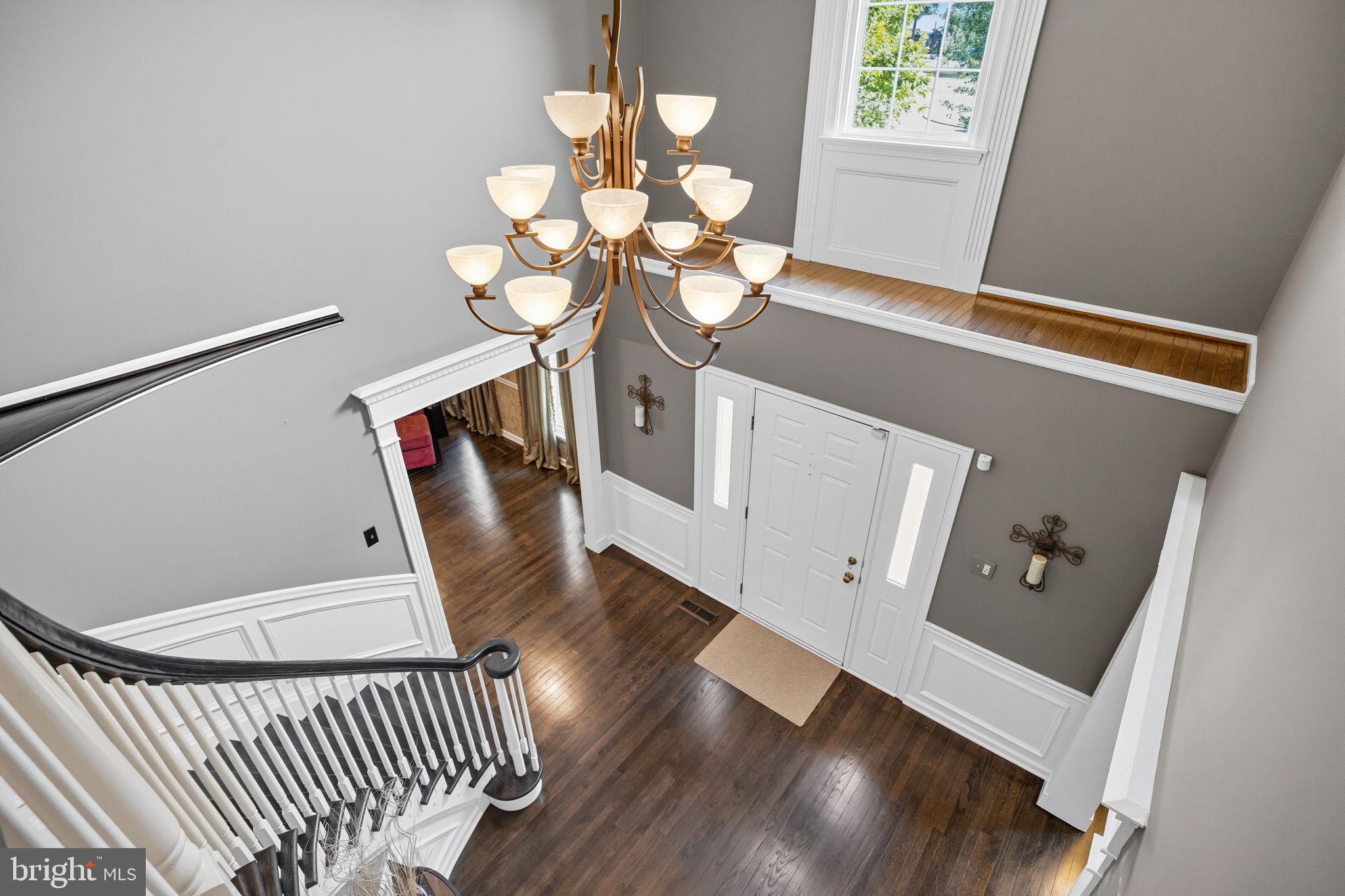 MAKEFIELD BROOK - Residential