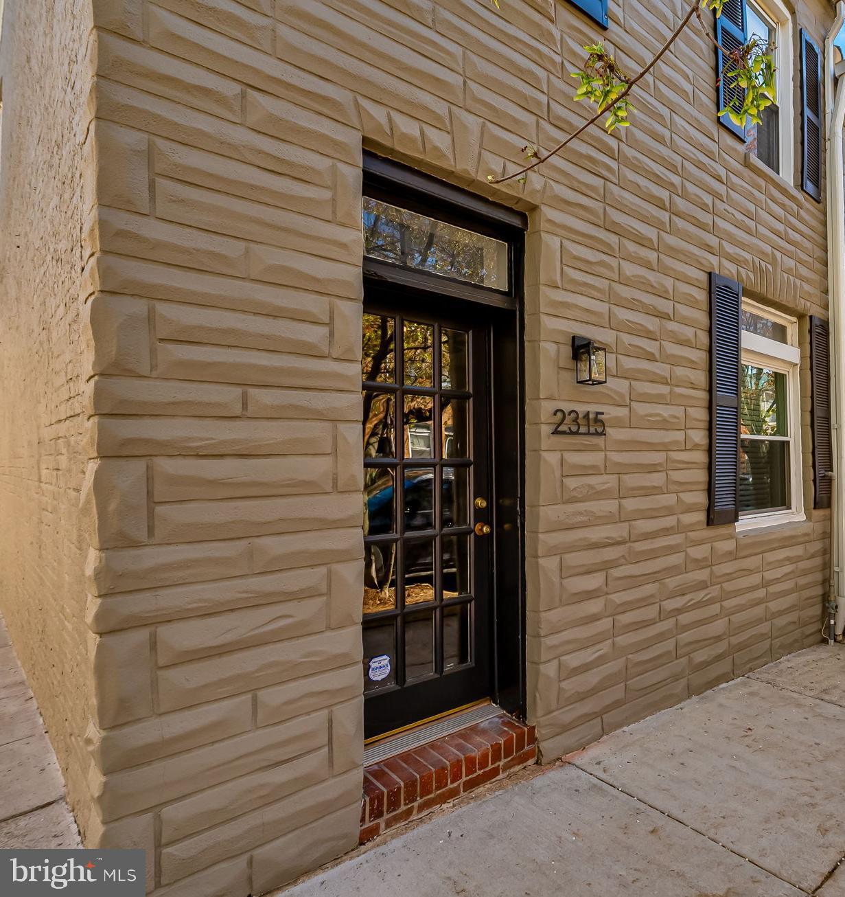 2315 FLEET STREET