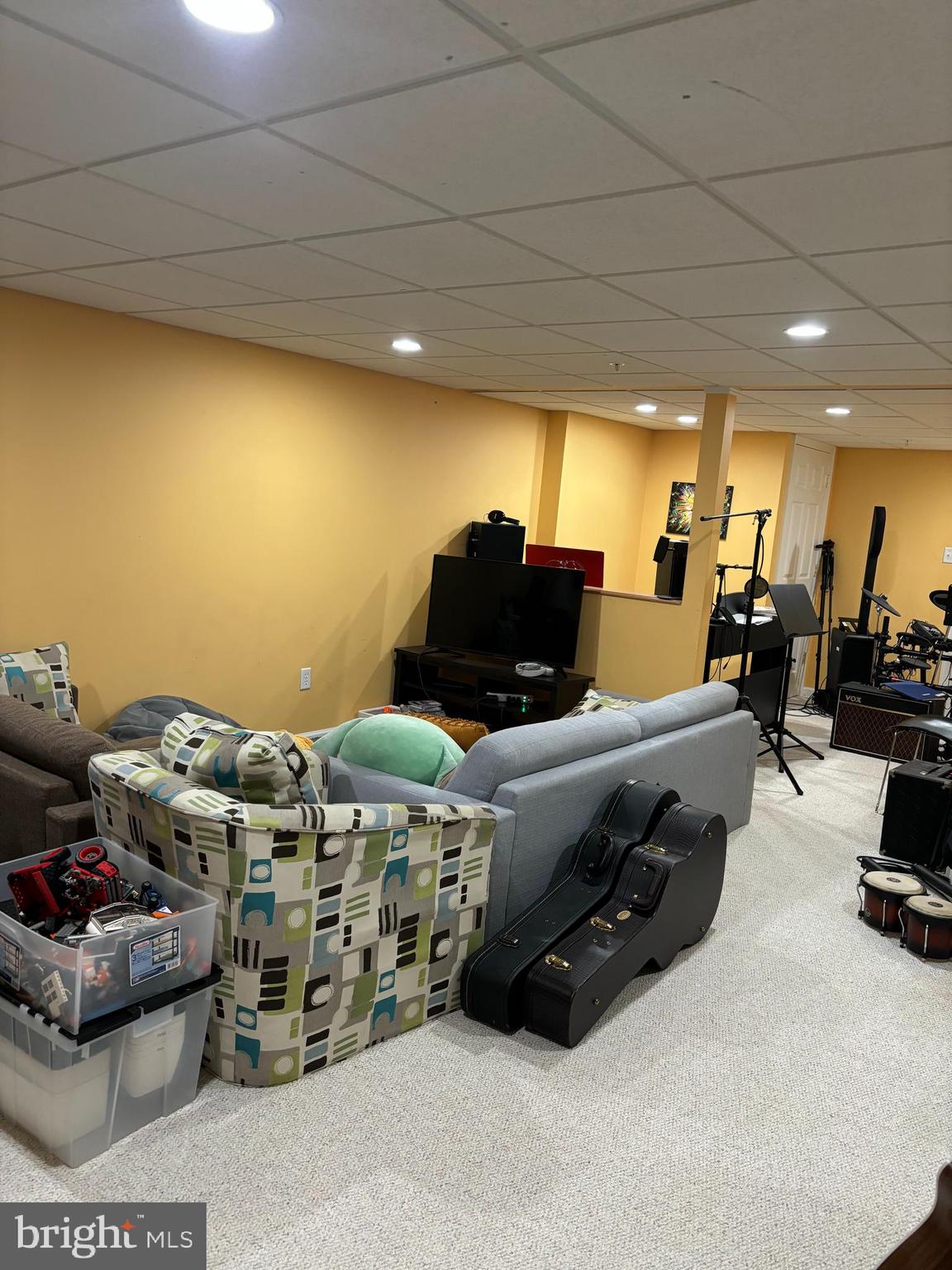 WARRINGTON HUNT - Residential Lease