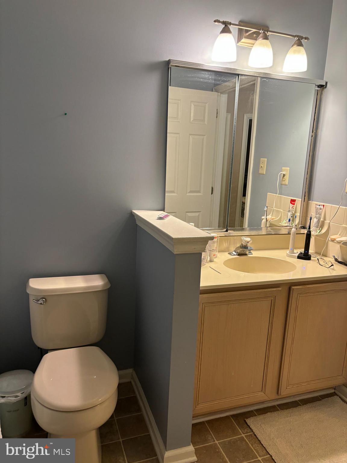 WARRINGTON HUNT - Residential Lease