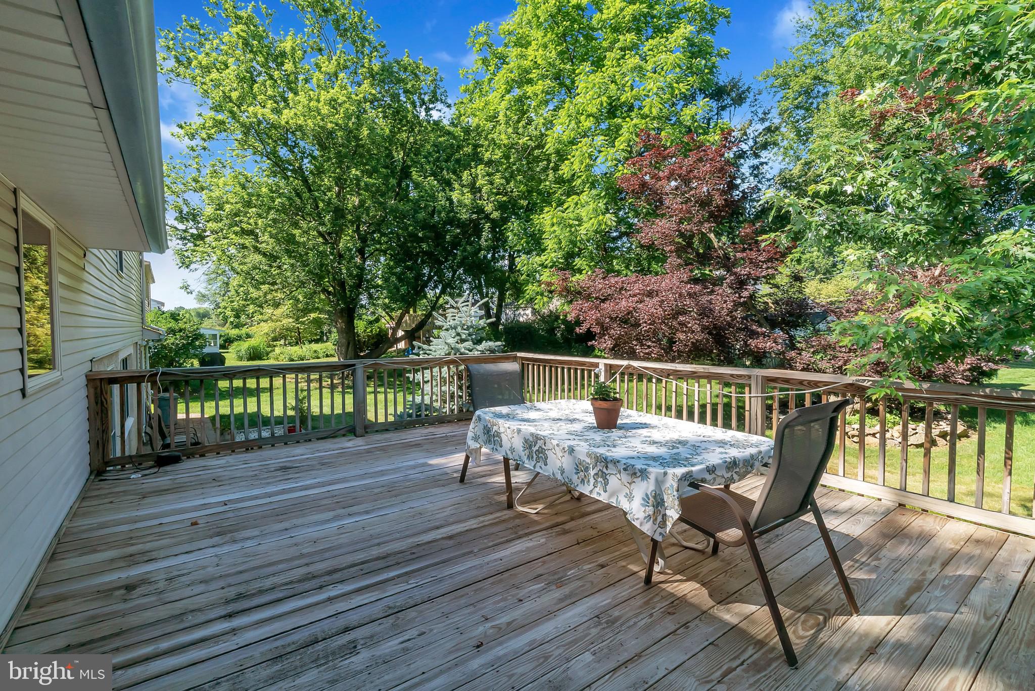 HEDGEROW WOODS - Residential