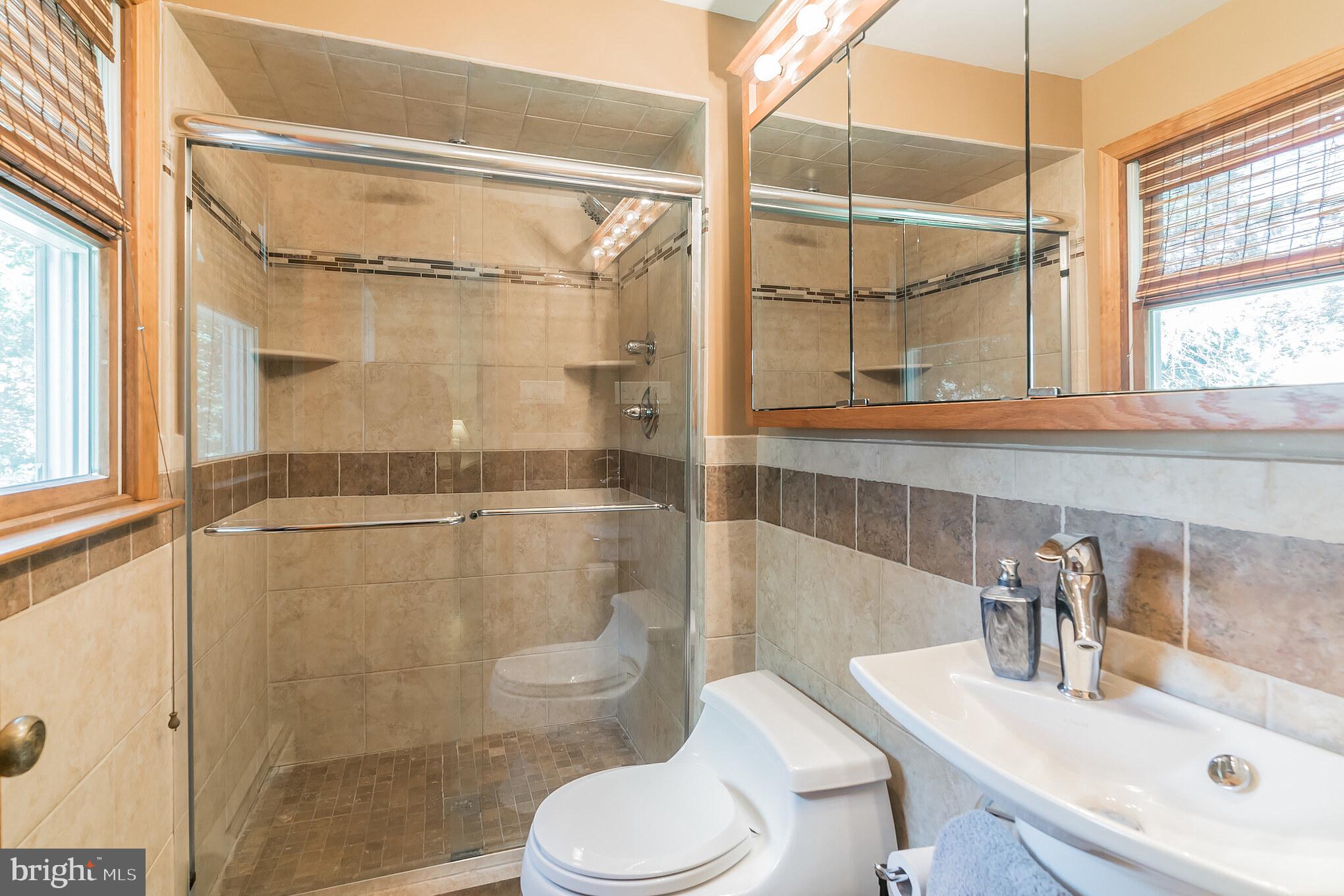 HEDGEROW WOODS - Residential