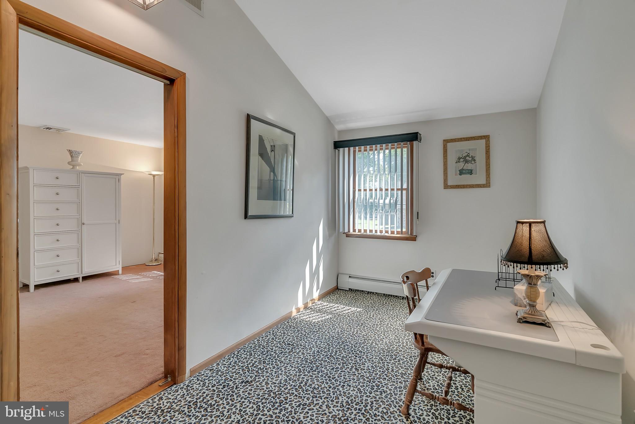 HEDGEROW WOODS - Residential